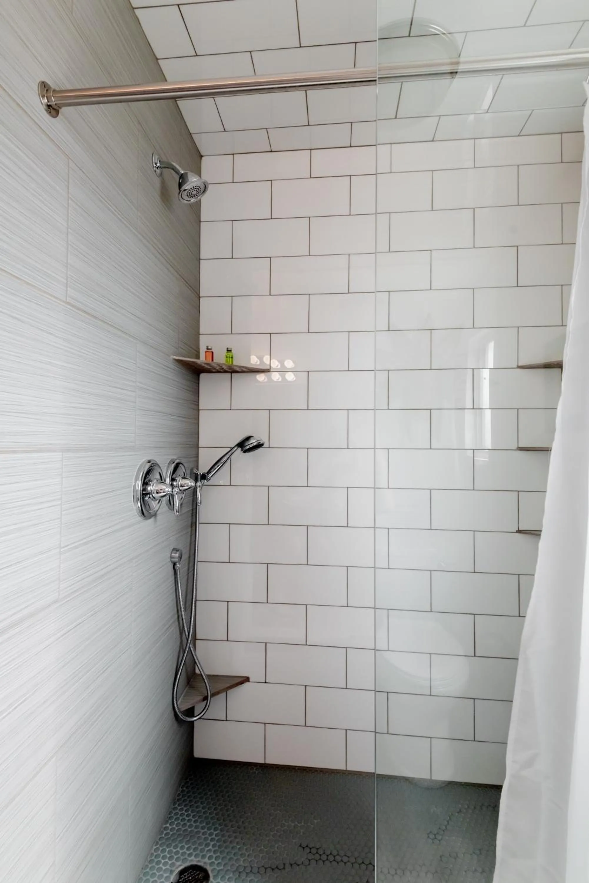 Folly Vacation Perfect Purple Palace Apt A