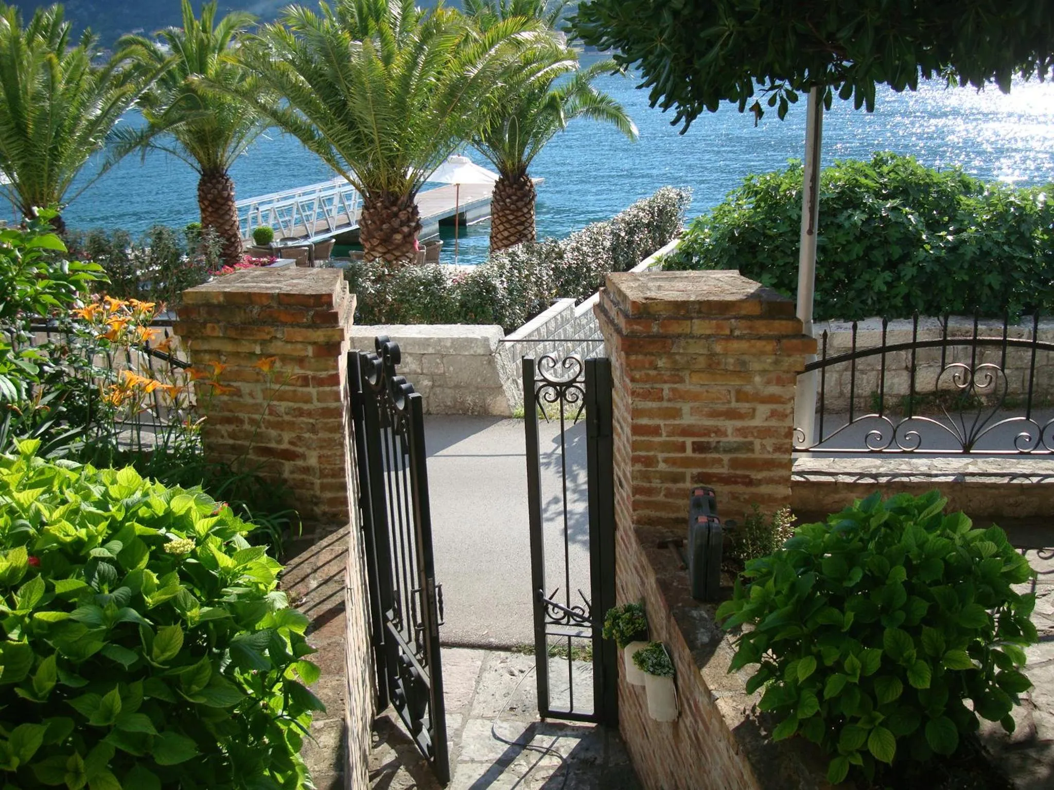 Facade/entrance in Villa Perla Del Mare