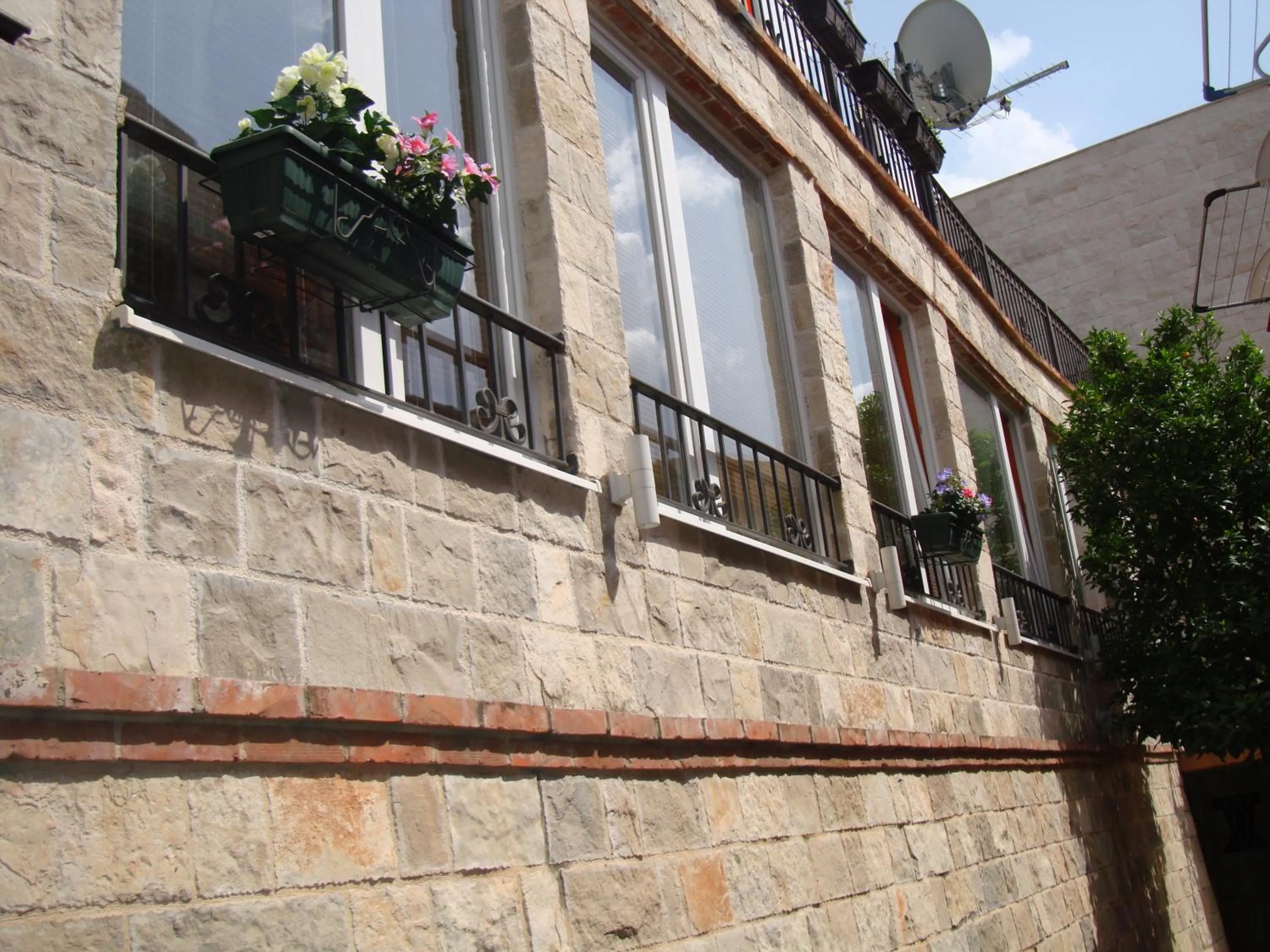 Facade/entrance in Villa Perla Del Mare