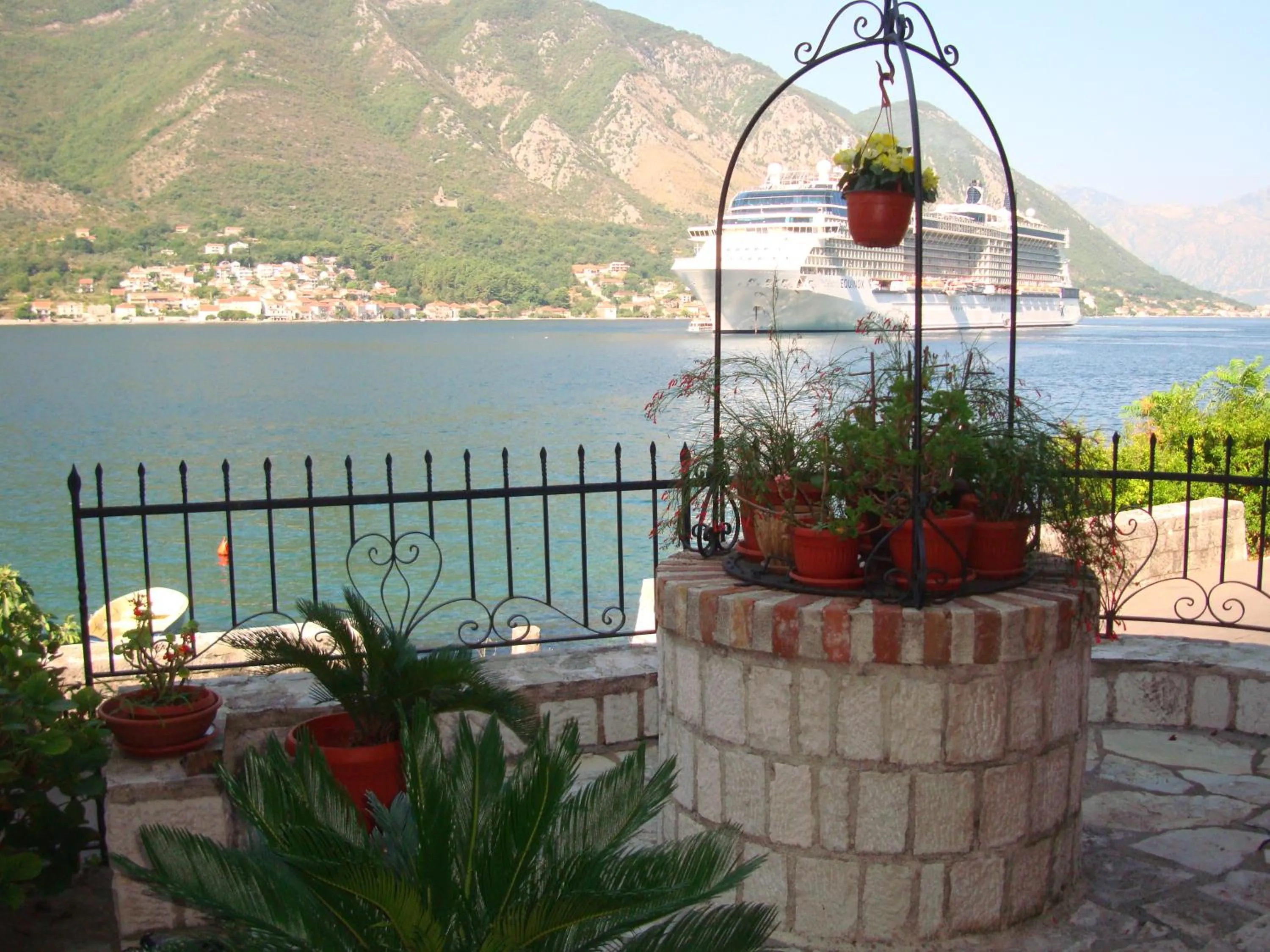 Sea view in Villa Perla Del Mare