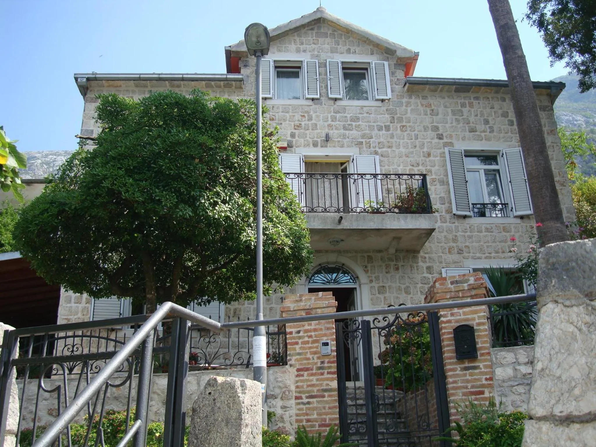 Facade/entrance in Villa Perla Del Mare