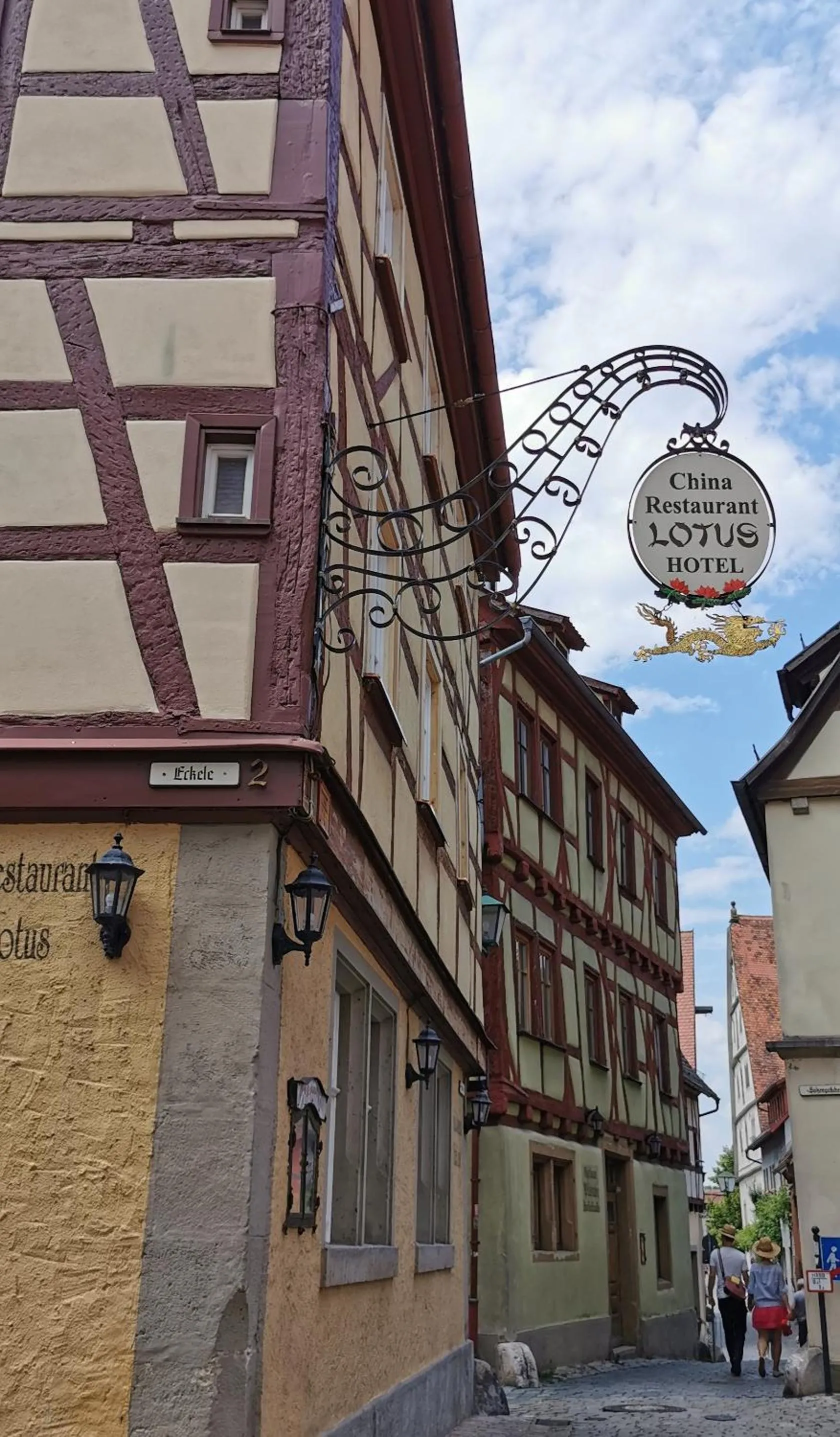 Property building in China Restaurant Hotel Lotus