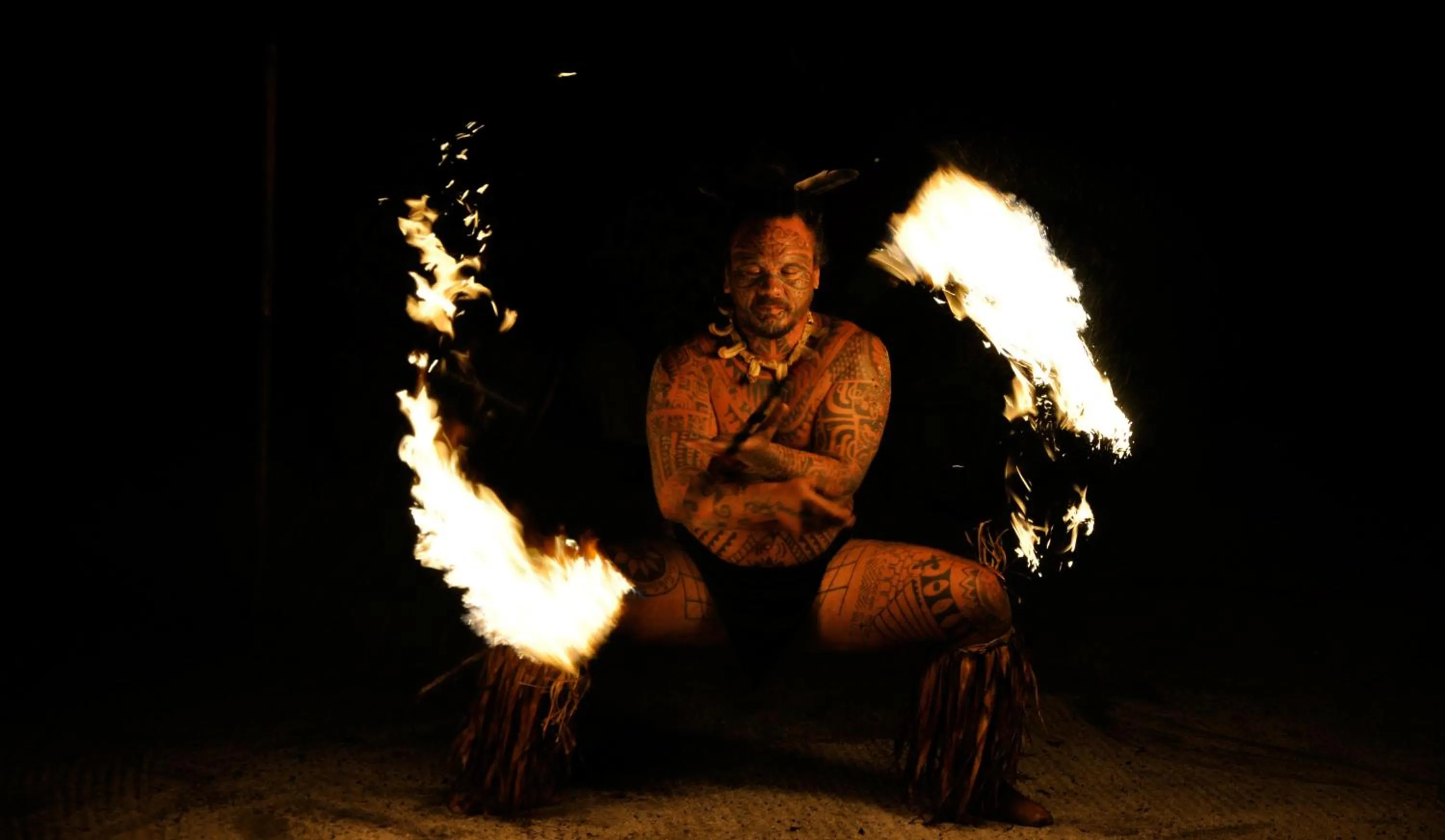 Evening entertainment in Le Taha'a by Pearl Resorts