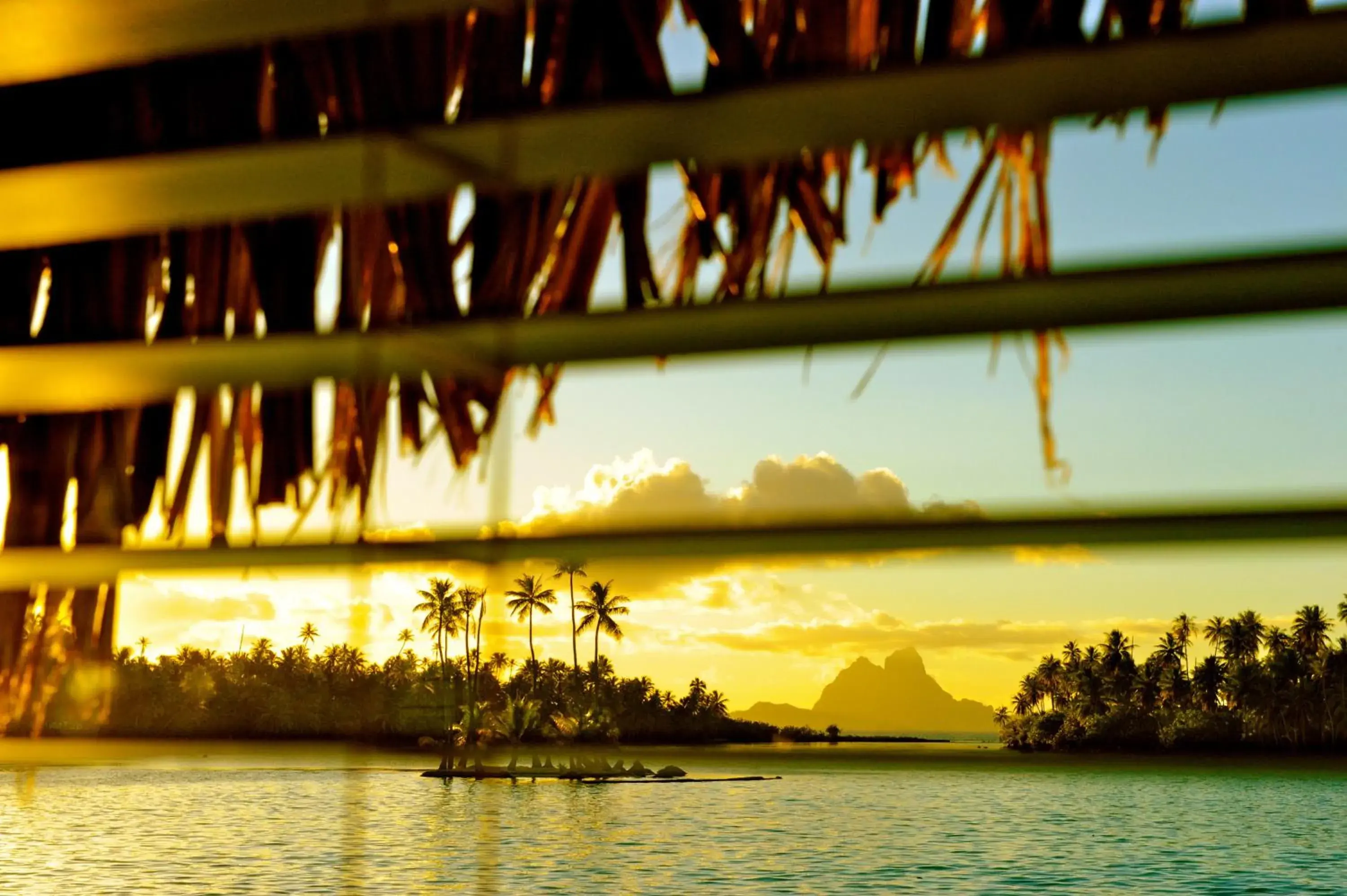 Overwater Suite with view on Bora Bora in Le Taha'a by Pearl Resorts Overwater Suite with view on Bora Bora in Le Taha'a by Pearl Resorts