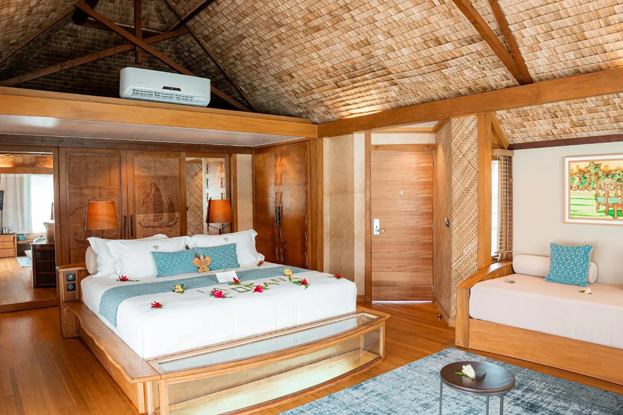 Bed in Le Taha'a by Pearl Resorts