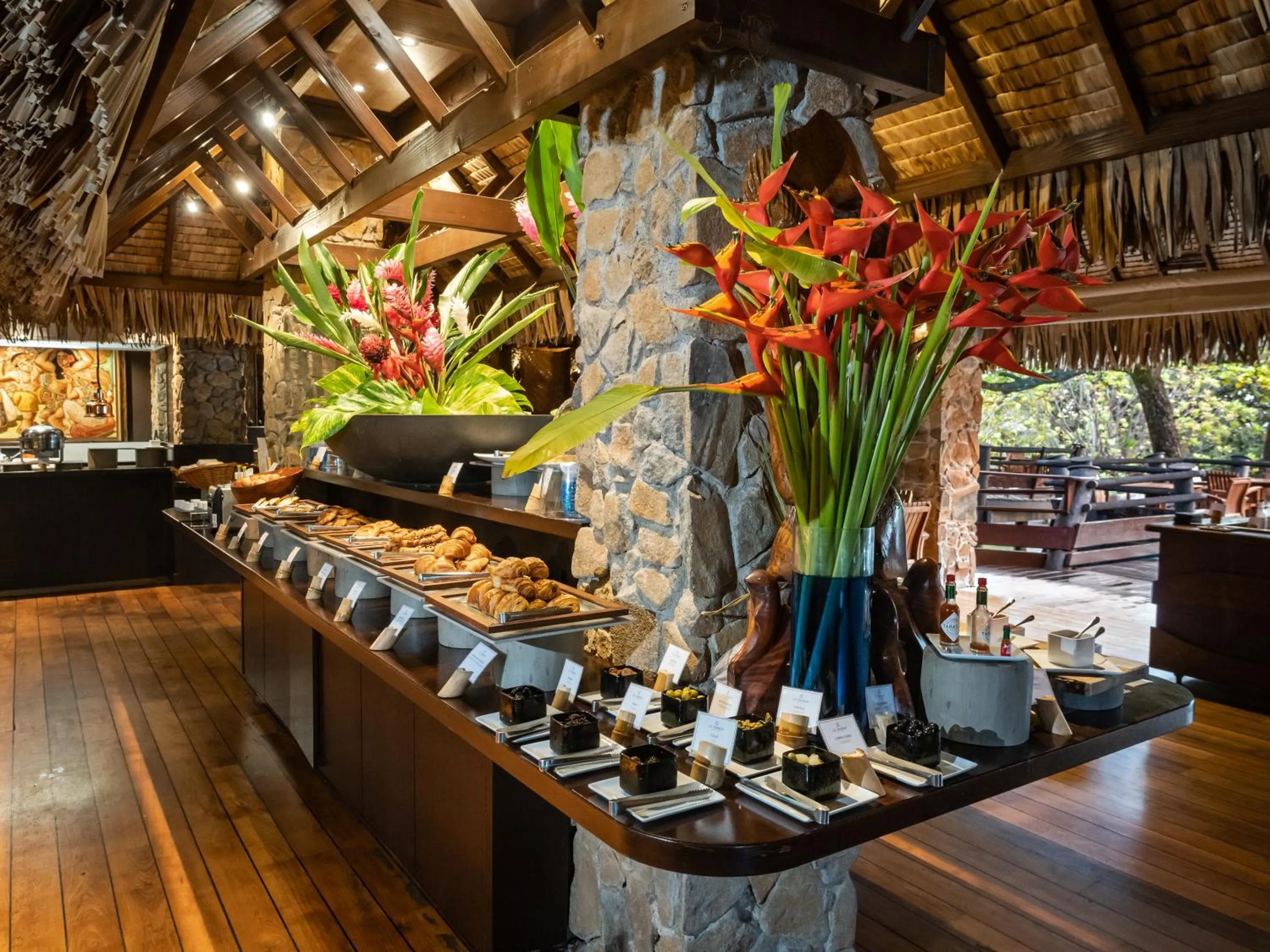 Restaurant/places to eat in Le Taha'a by Pearl Resorts