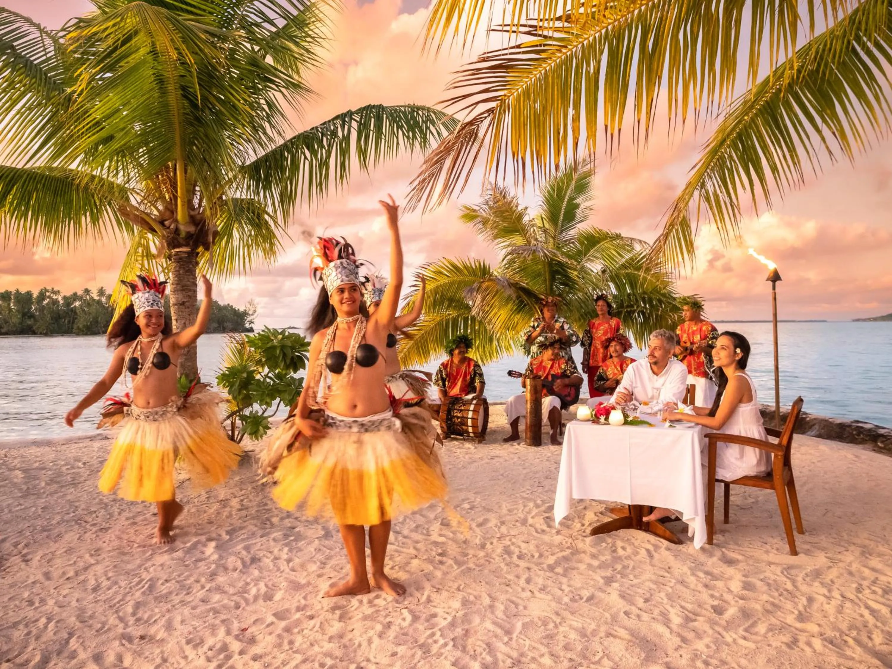 People in Le Taha'a by Pearl Resorts