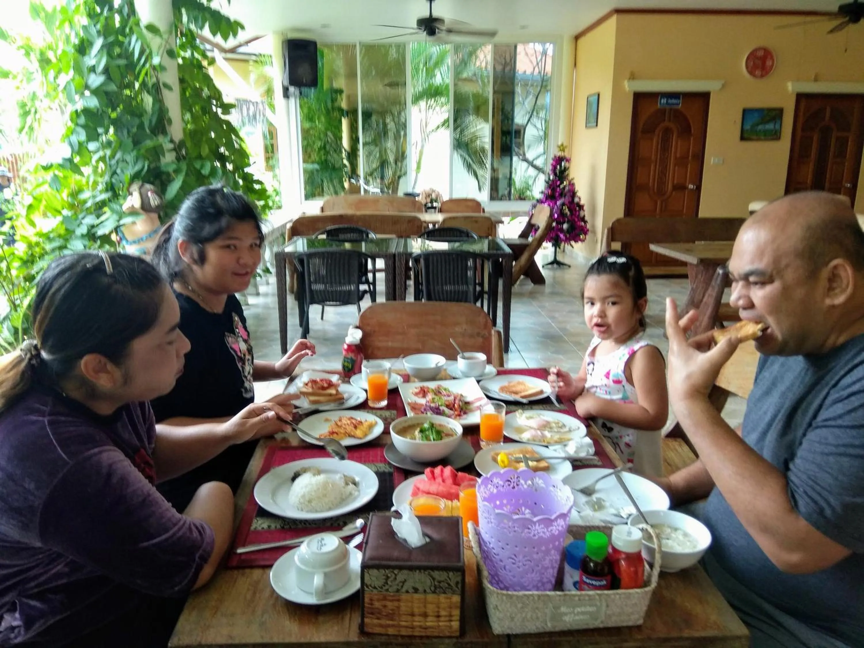 Food and drinks in Stella Resort