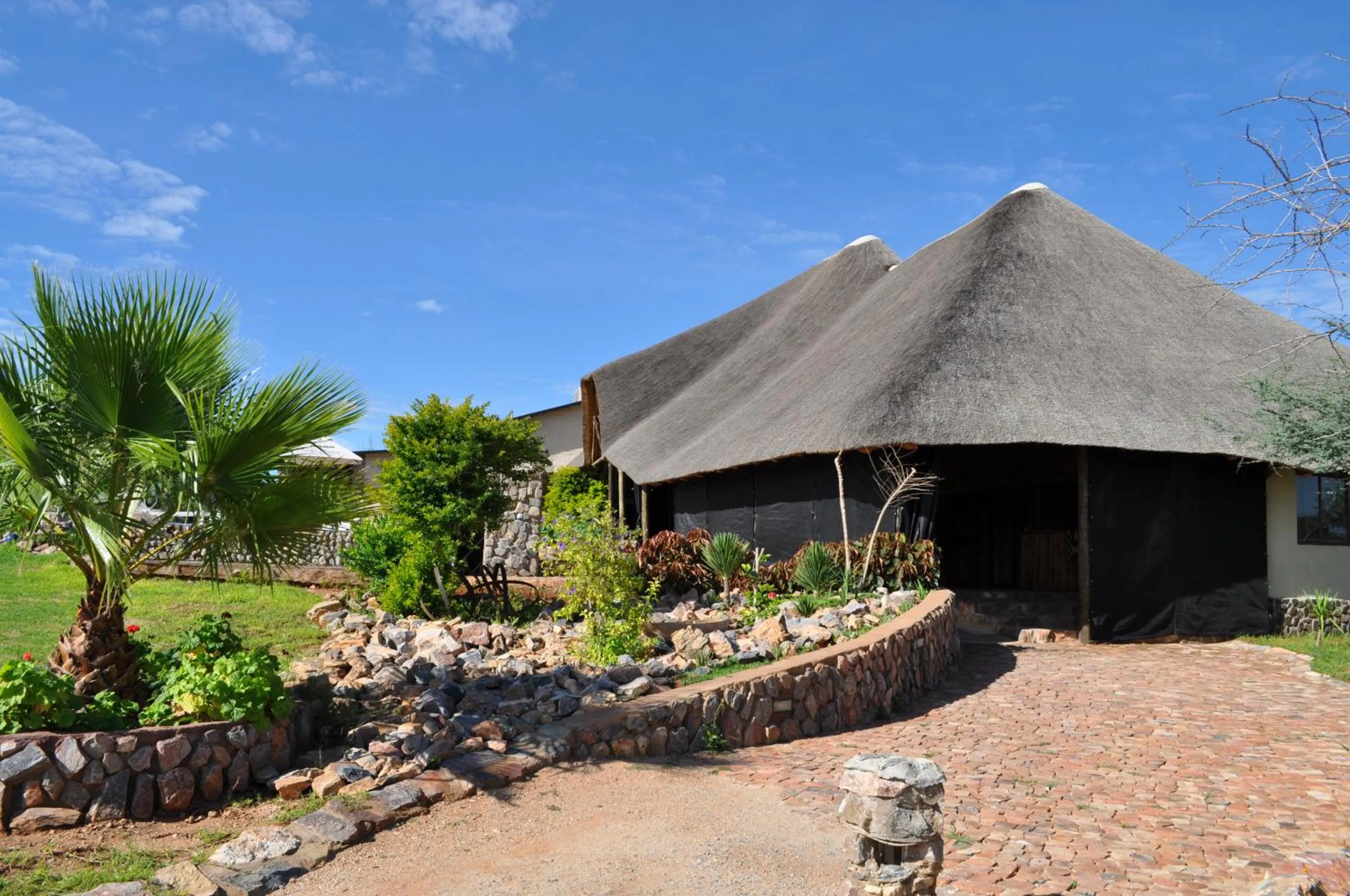 Facade/entrance in Etotongwe Lodge