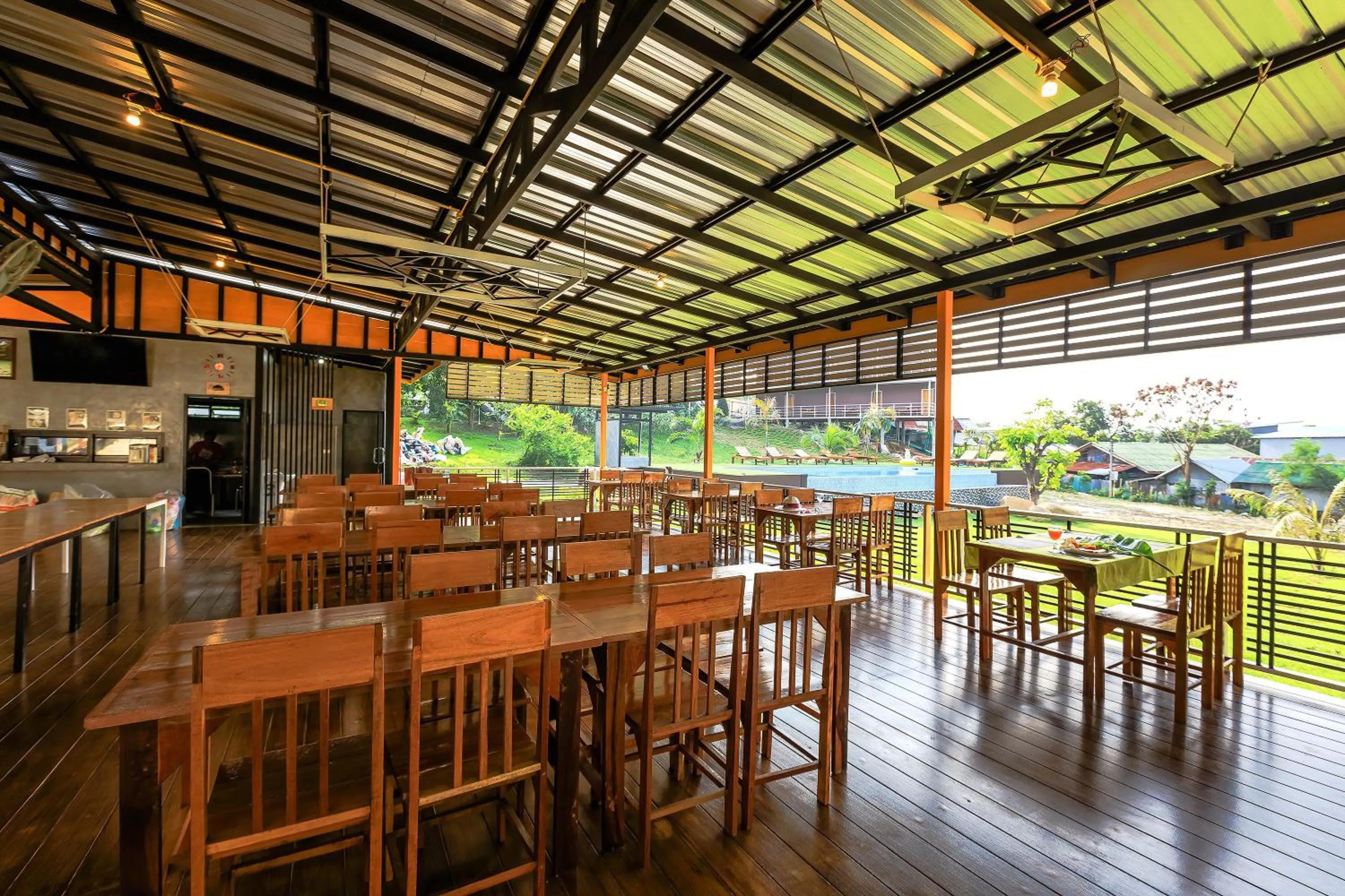 Phi Phi Chang Grand Resort