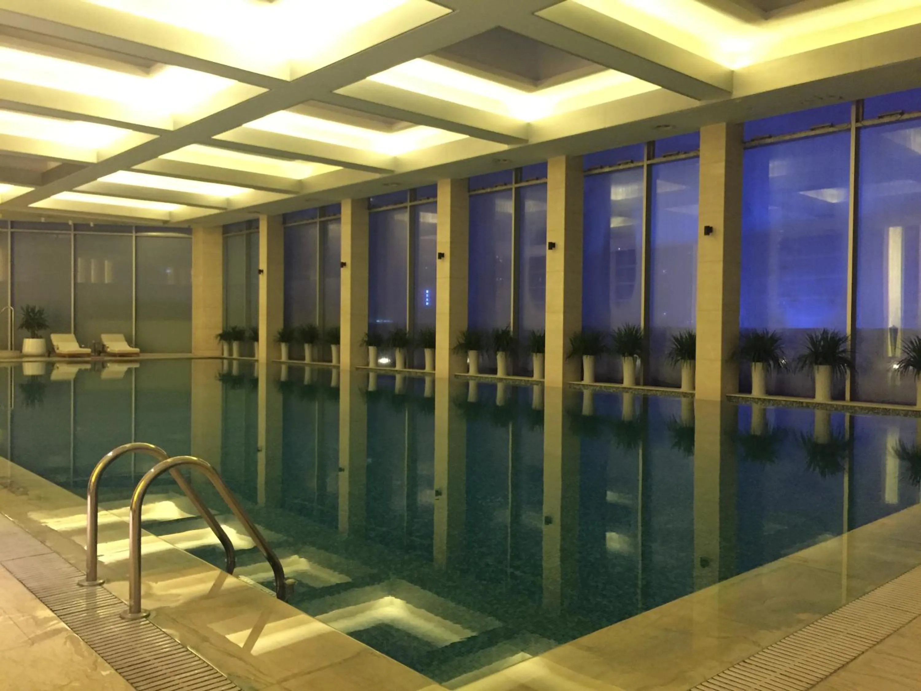 Swimming pool in Kempinski Hotel Taiyuan