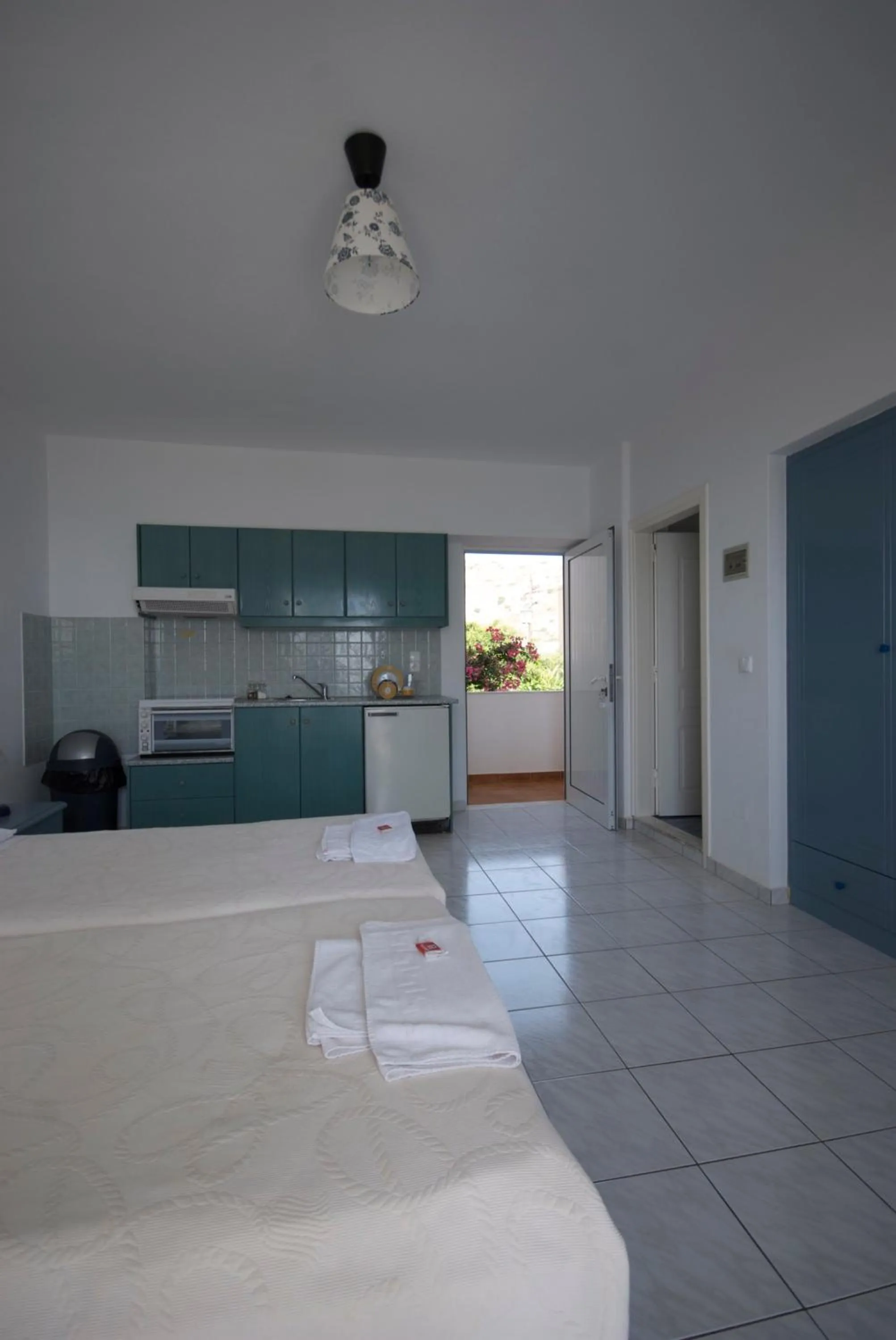 Photo of the whole room in Sarikampos Beach