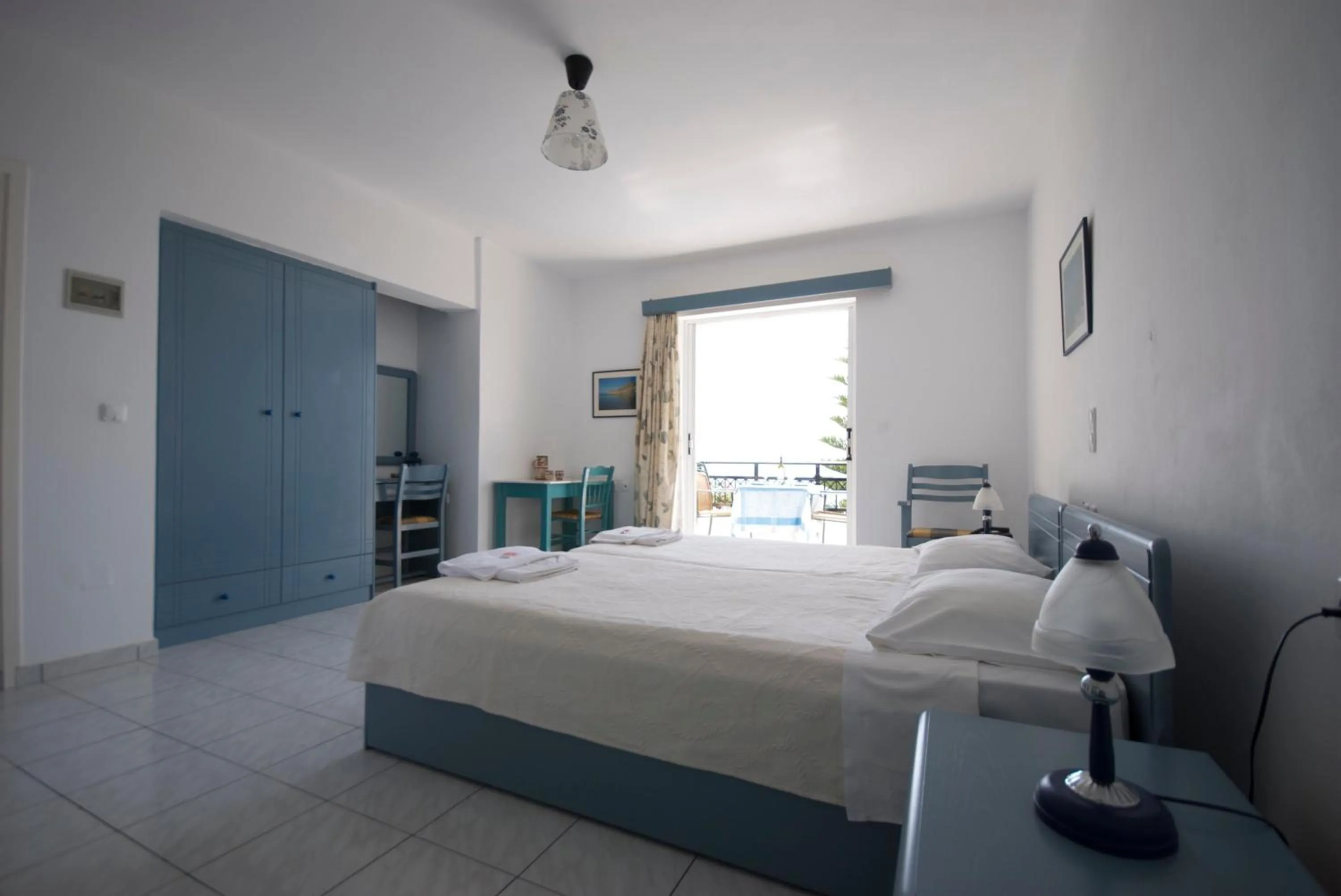 Photo of the whole room in Sarikampos Beach