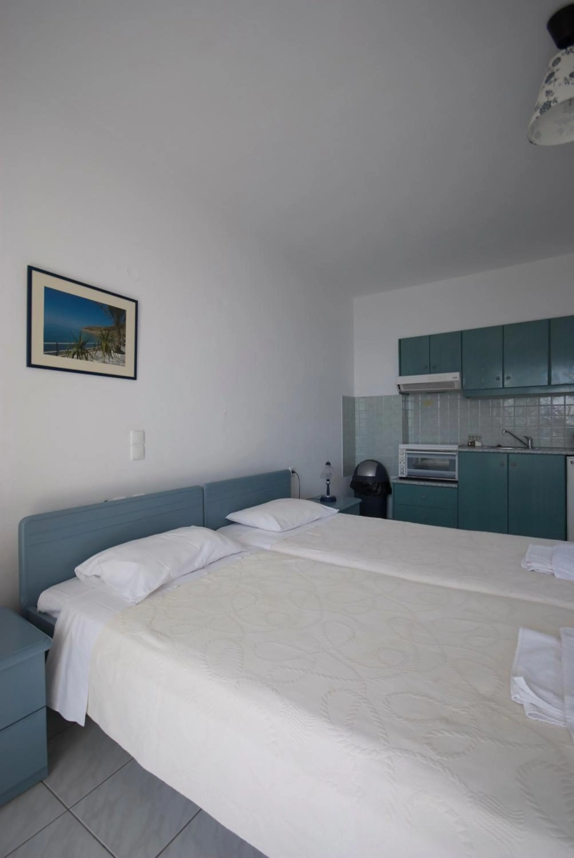 Photo of the whole room in Sarikampos Beach