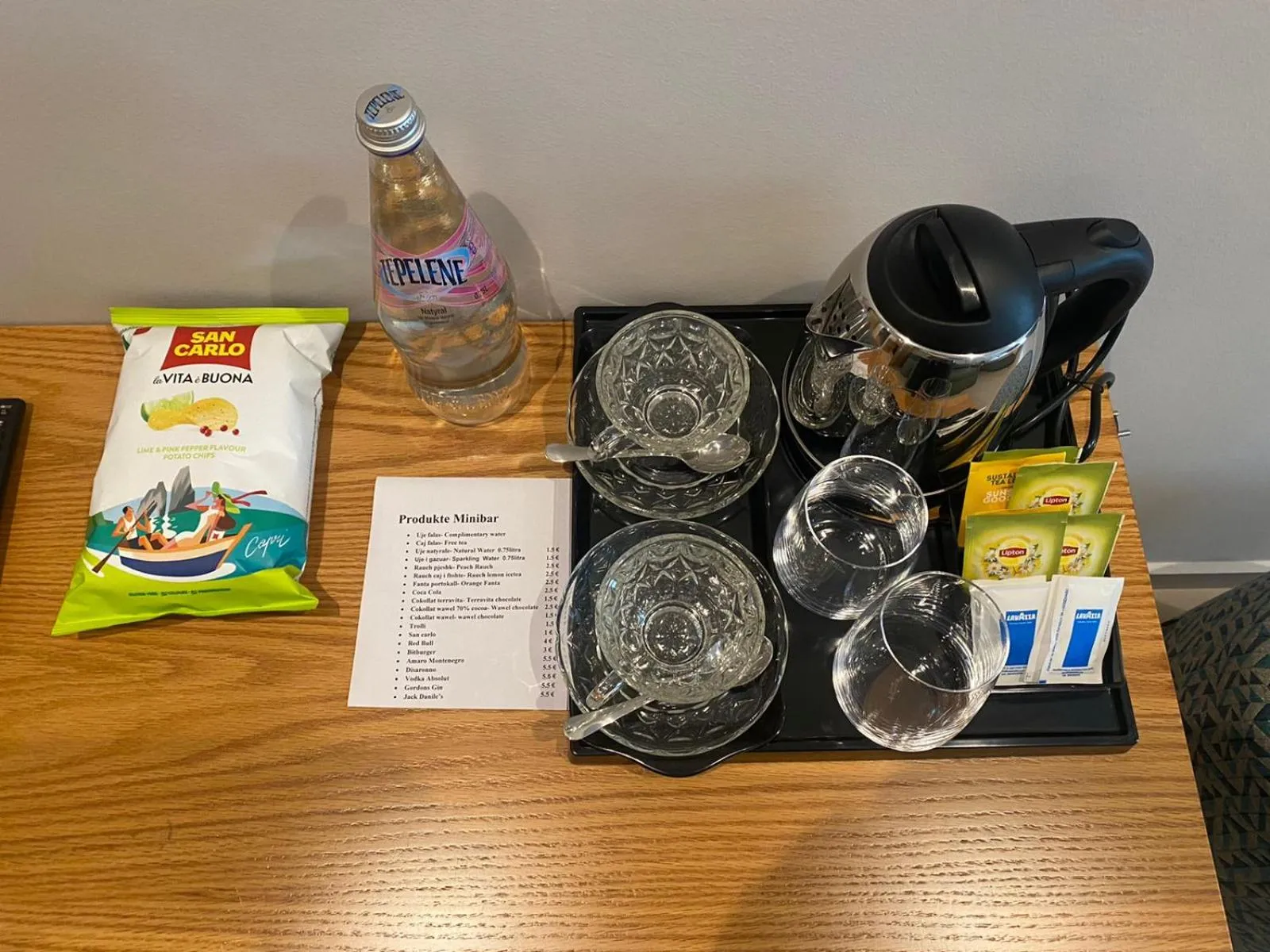 Coffee/tea facilities in Hotel Olive Ksamil