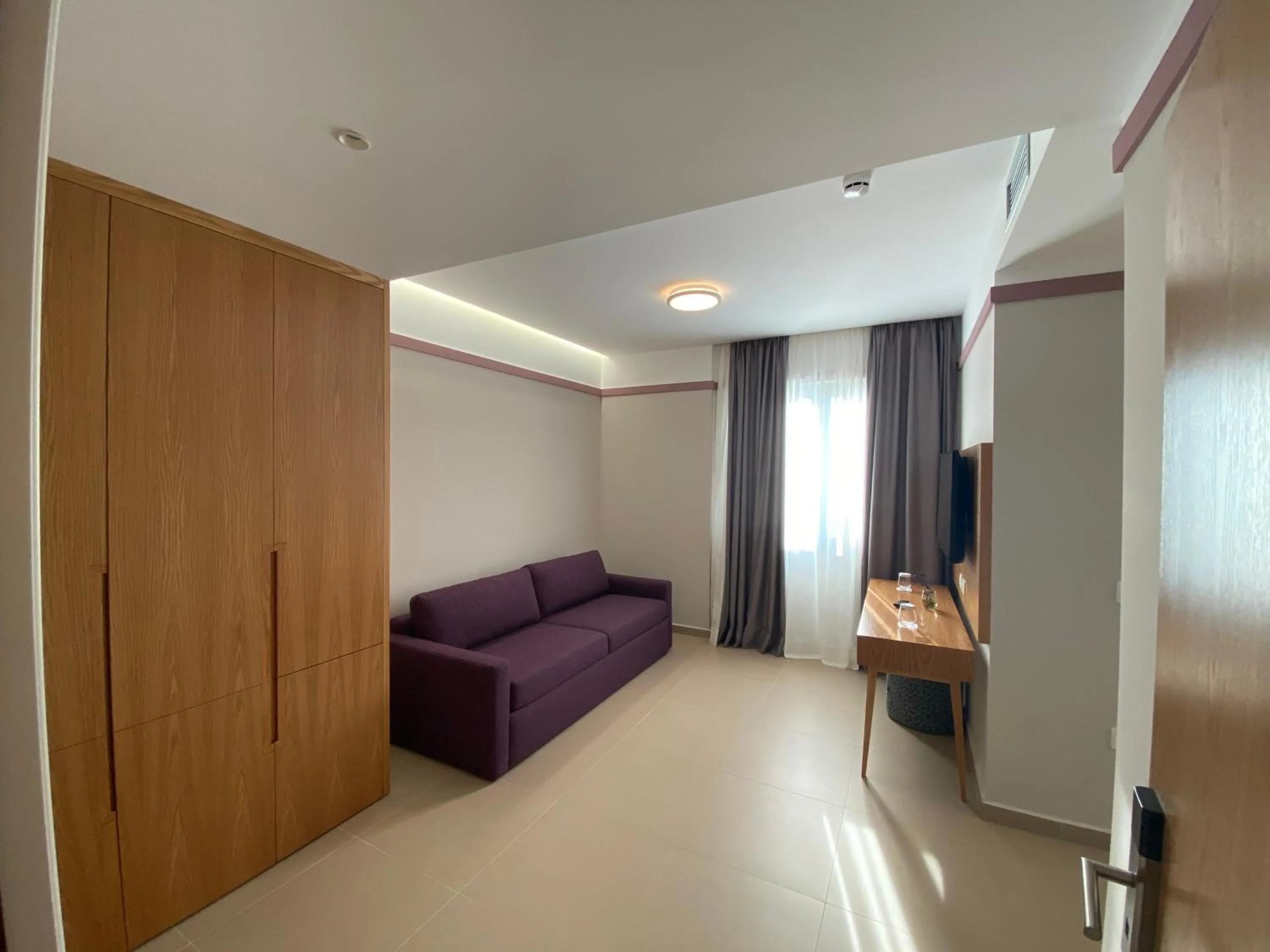 Living room, Bed in Hotel Olive Ksamil