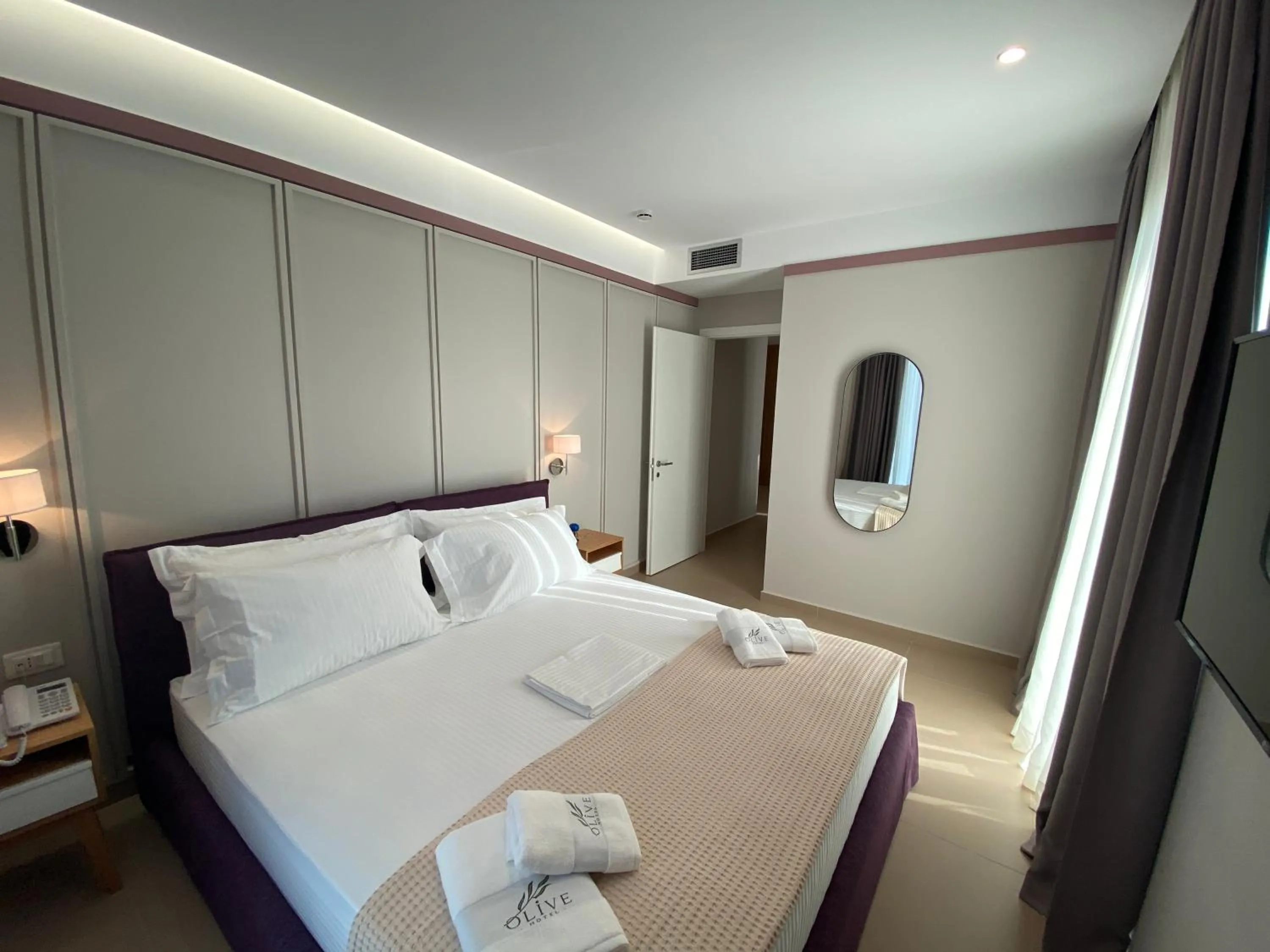 Photo of the whole room, Bed in Hotel Olive Ksamil