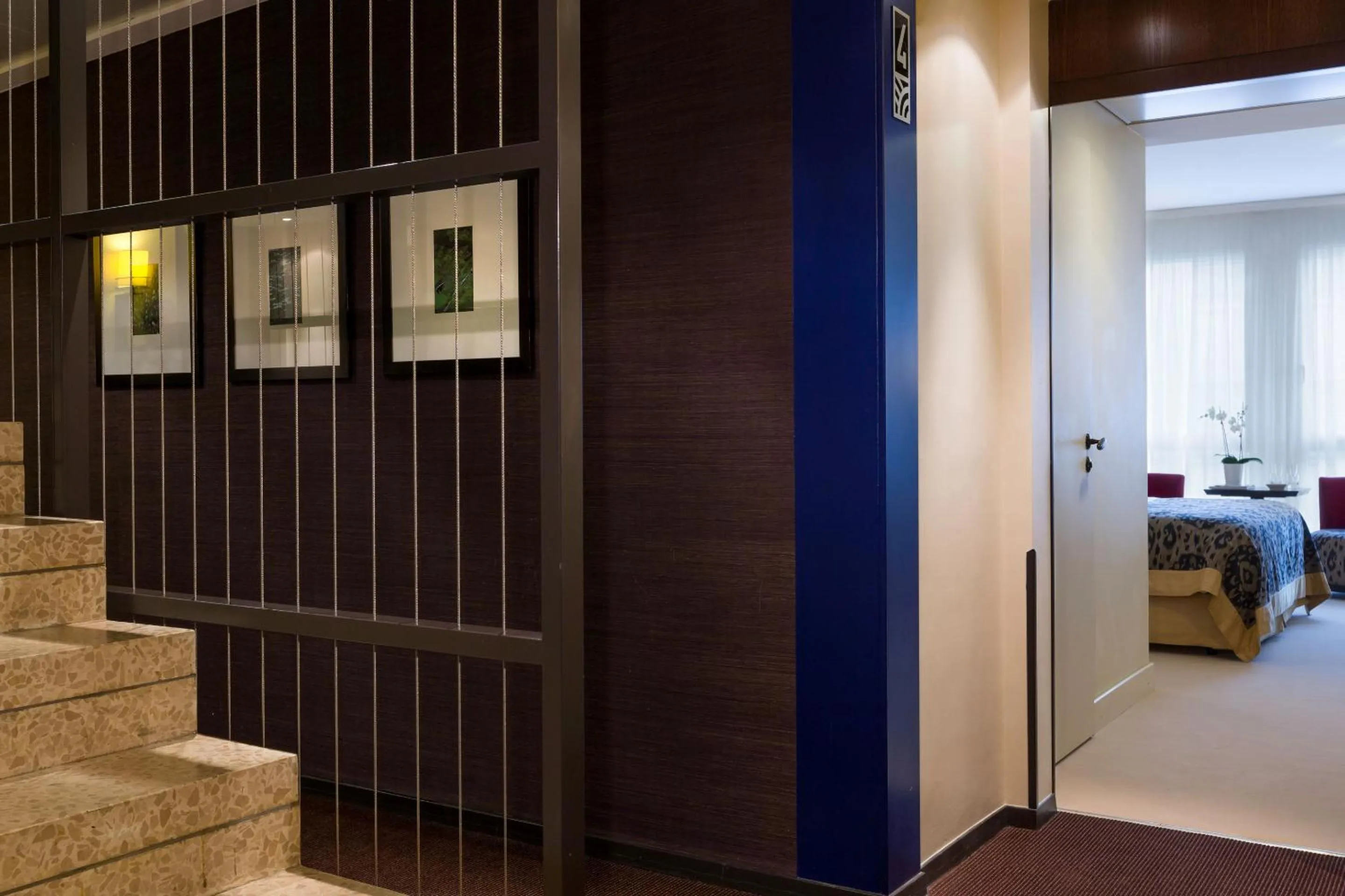 Area and facilities in Jade Manotel