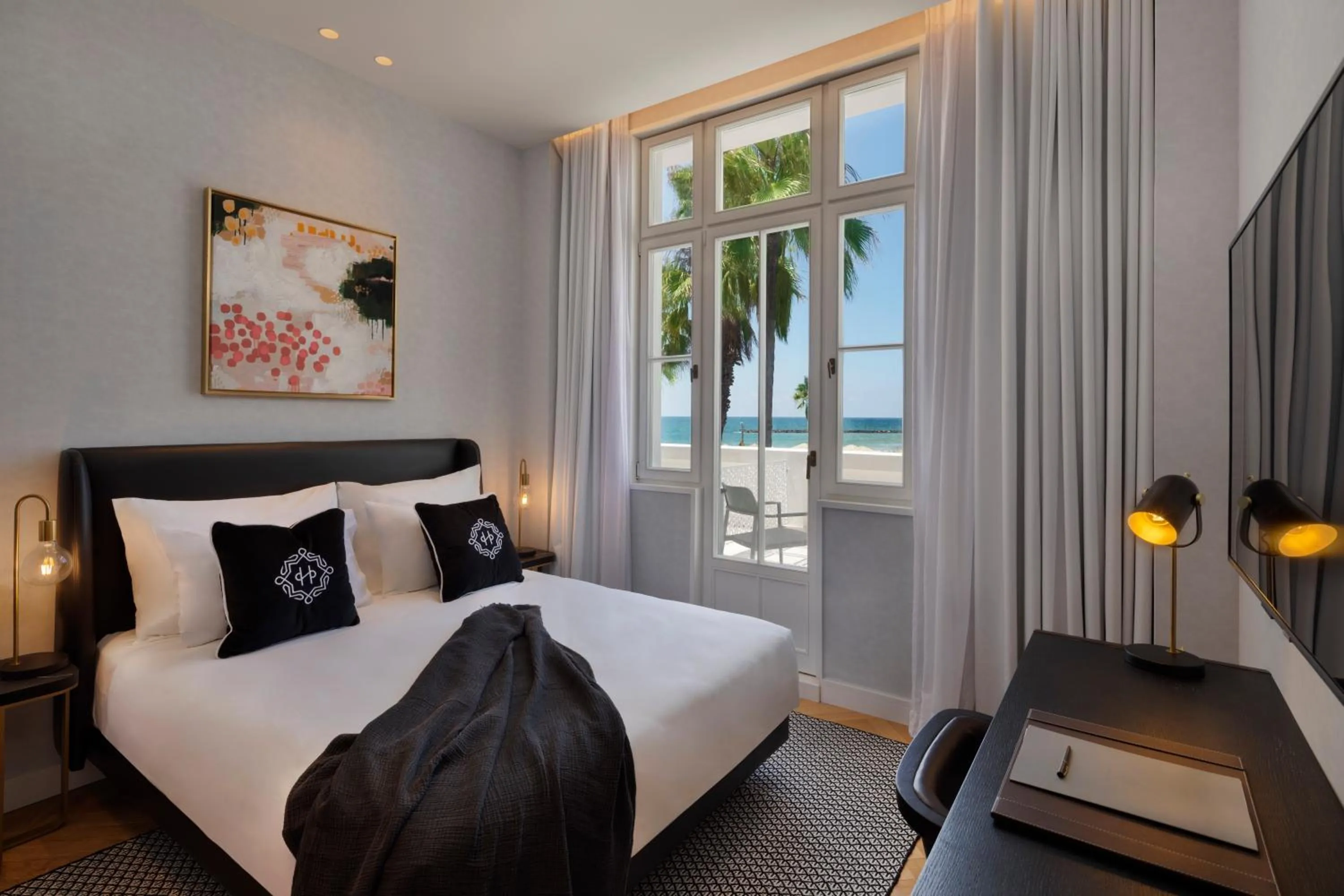 Bedroom, Bed in The Herbert Tel Aviv