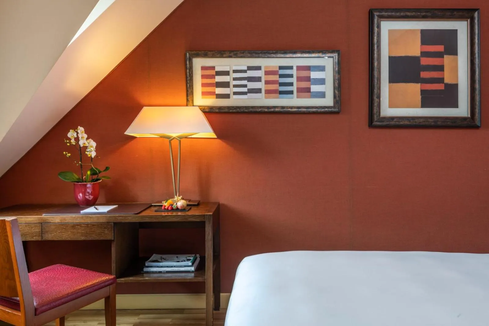 Seating area, Bed in Hôtel Résidence Parc des Eaux Vives