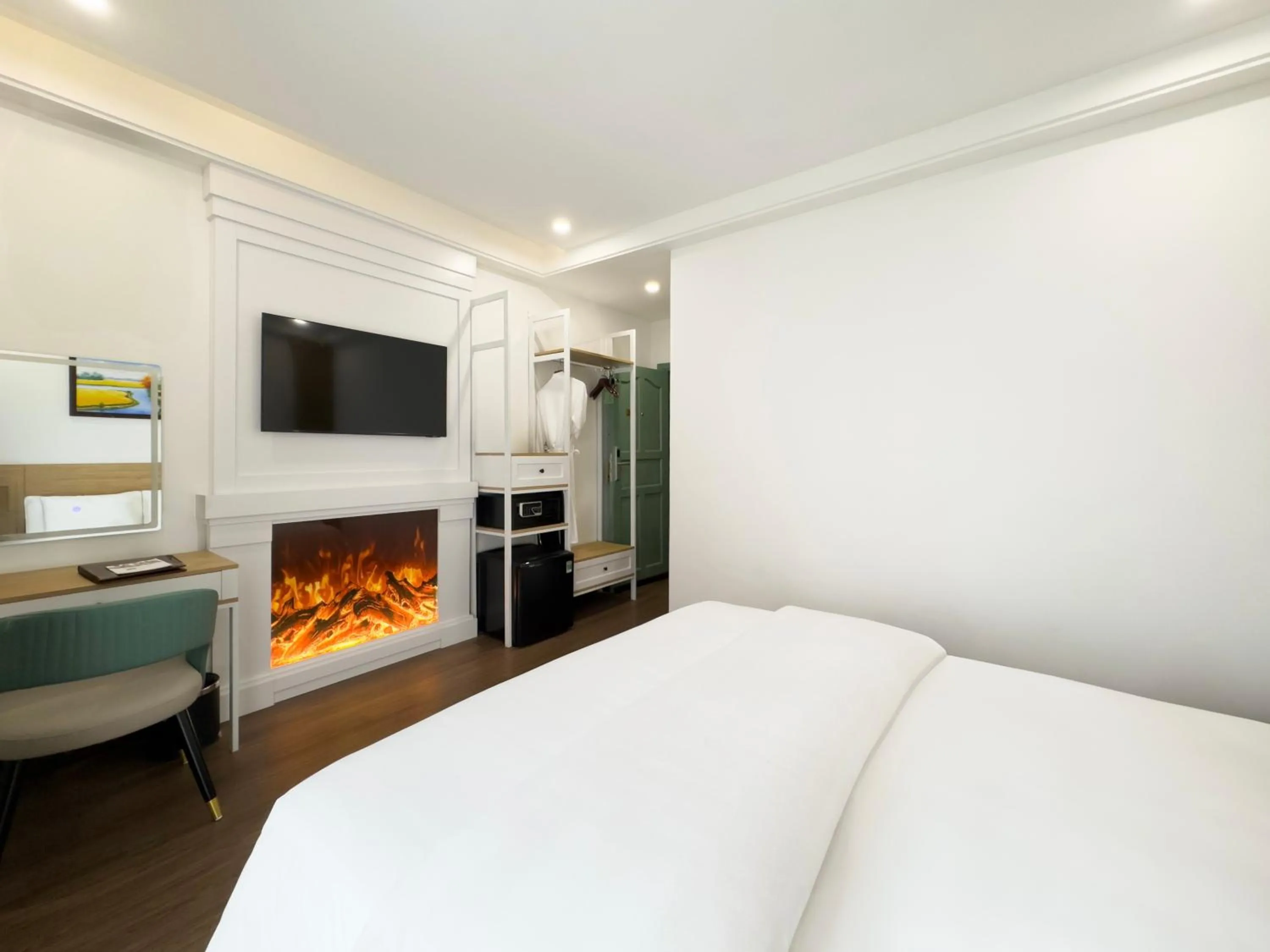 Communal lounge/ TV room, Bed in A25 Hotel - 29 Thác Bạc - Sapa