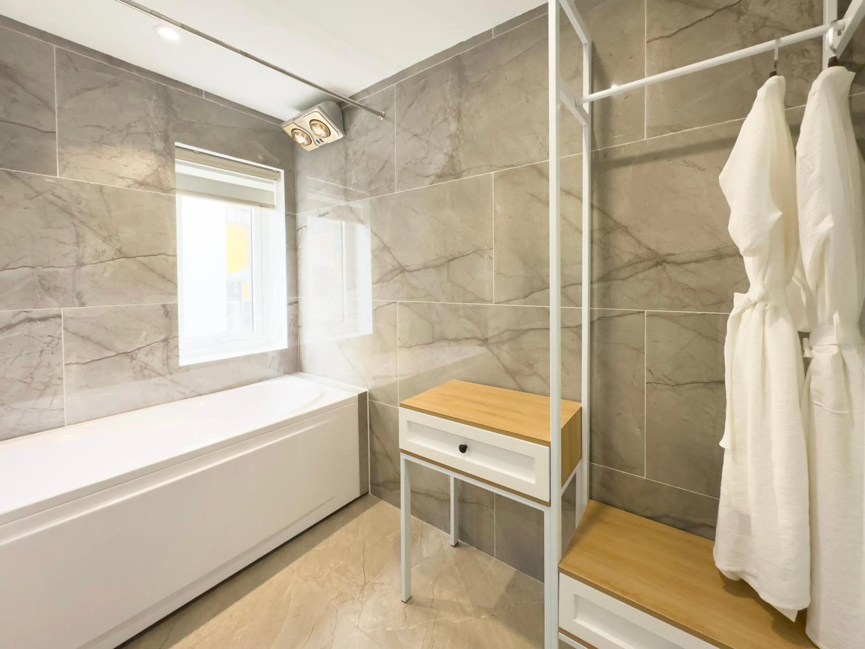 Shower in A25 Hotel - 29 Thác Bạc - Sapa