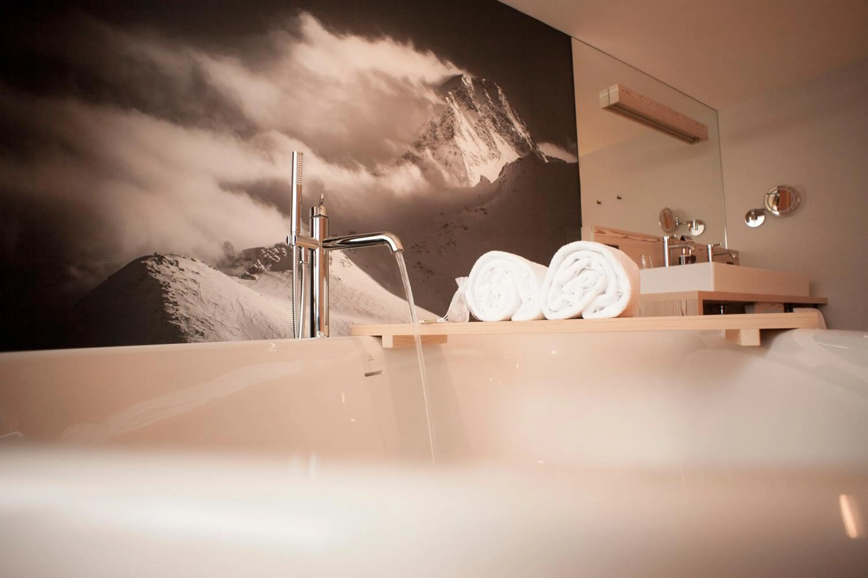 Bath in Eiger Mountain & Soul Resort