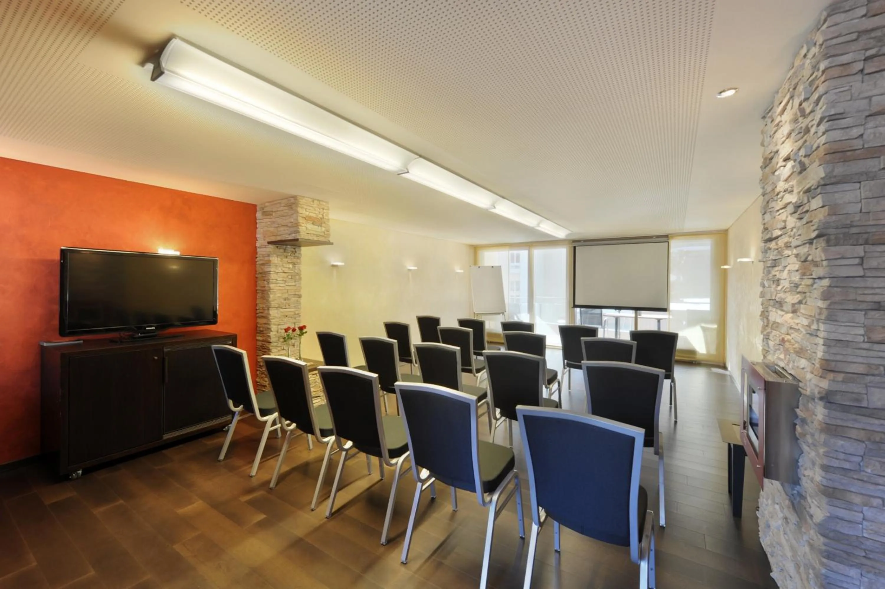 Business facilities in Eiger Mountain & Soul Resort