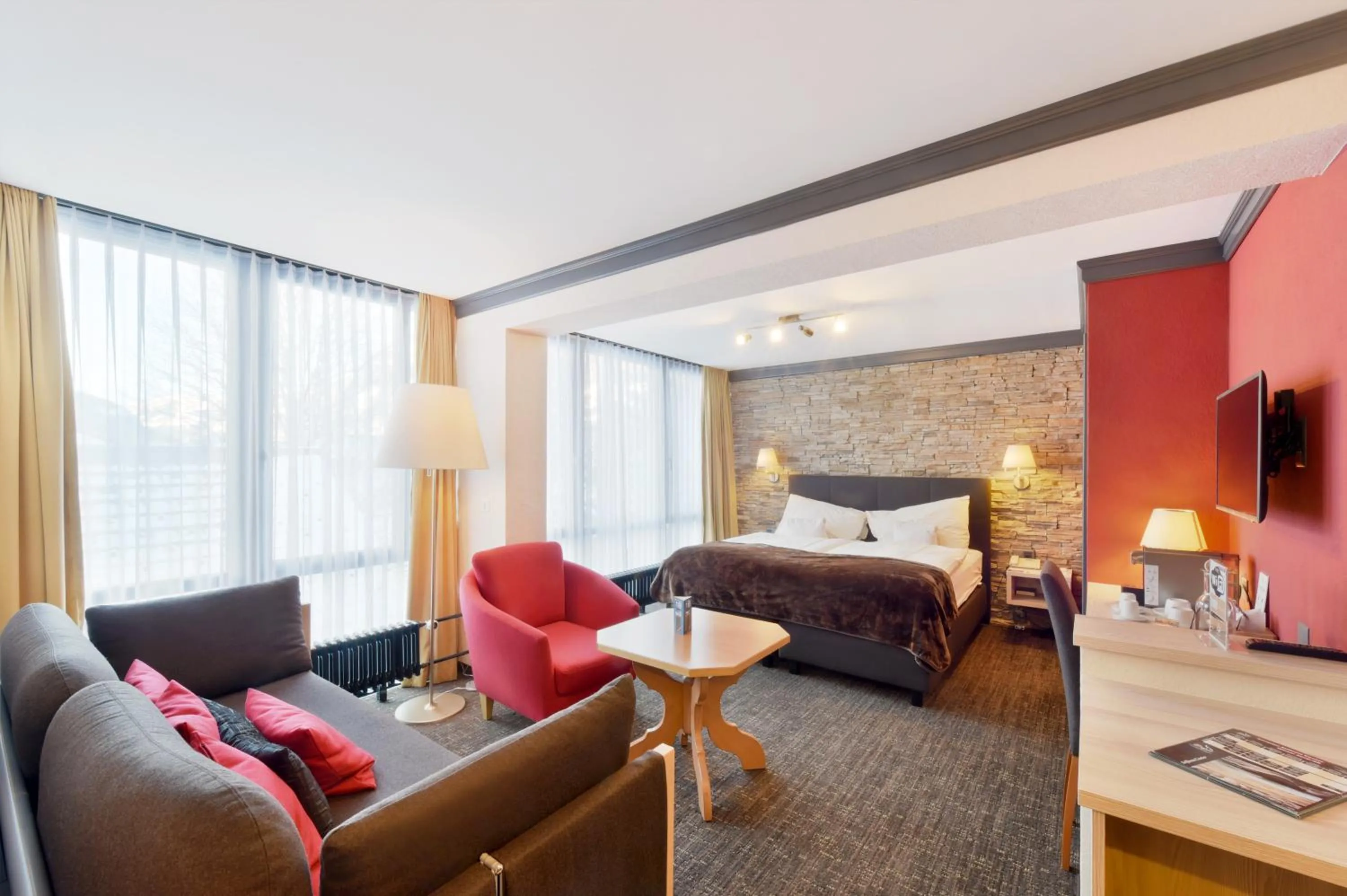 Photo of the whole room, Bed in Eiger Mountain & Soul Resort