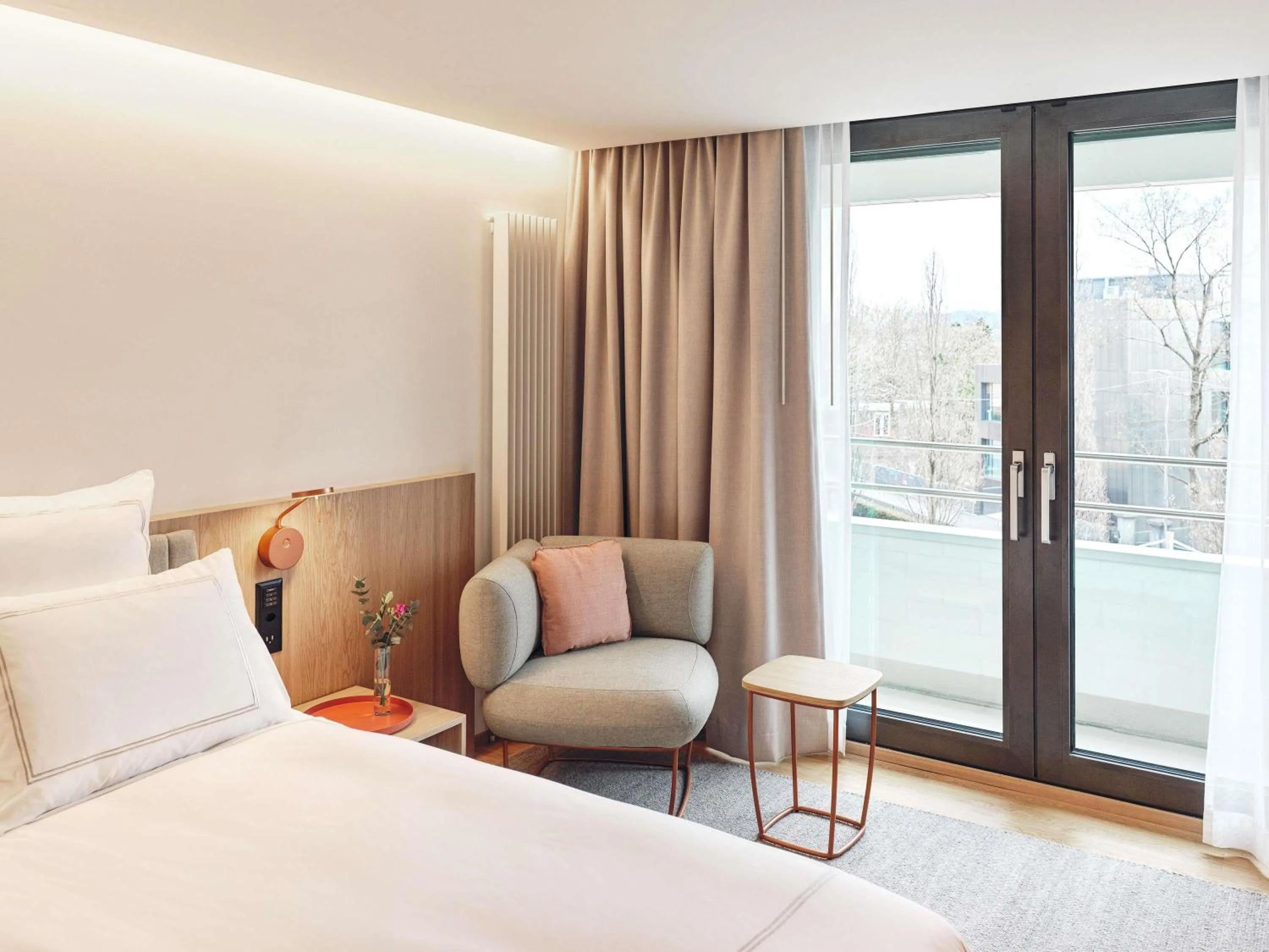 Bedroom, Bed in Swissôtel Kursaal Bern