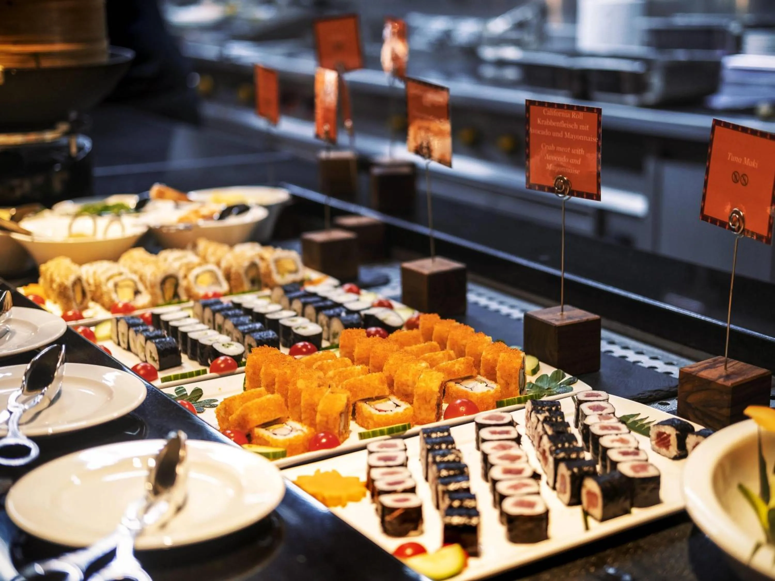 Restaurant/places to eat in Swissôtel Kursaal Bern