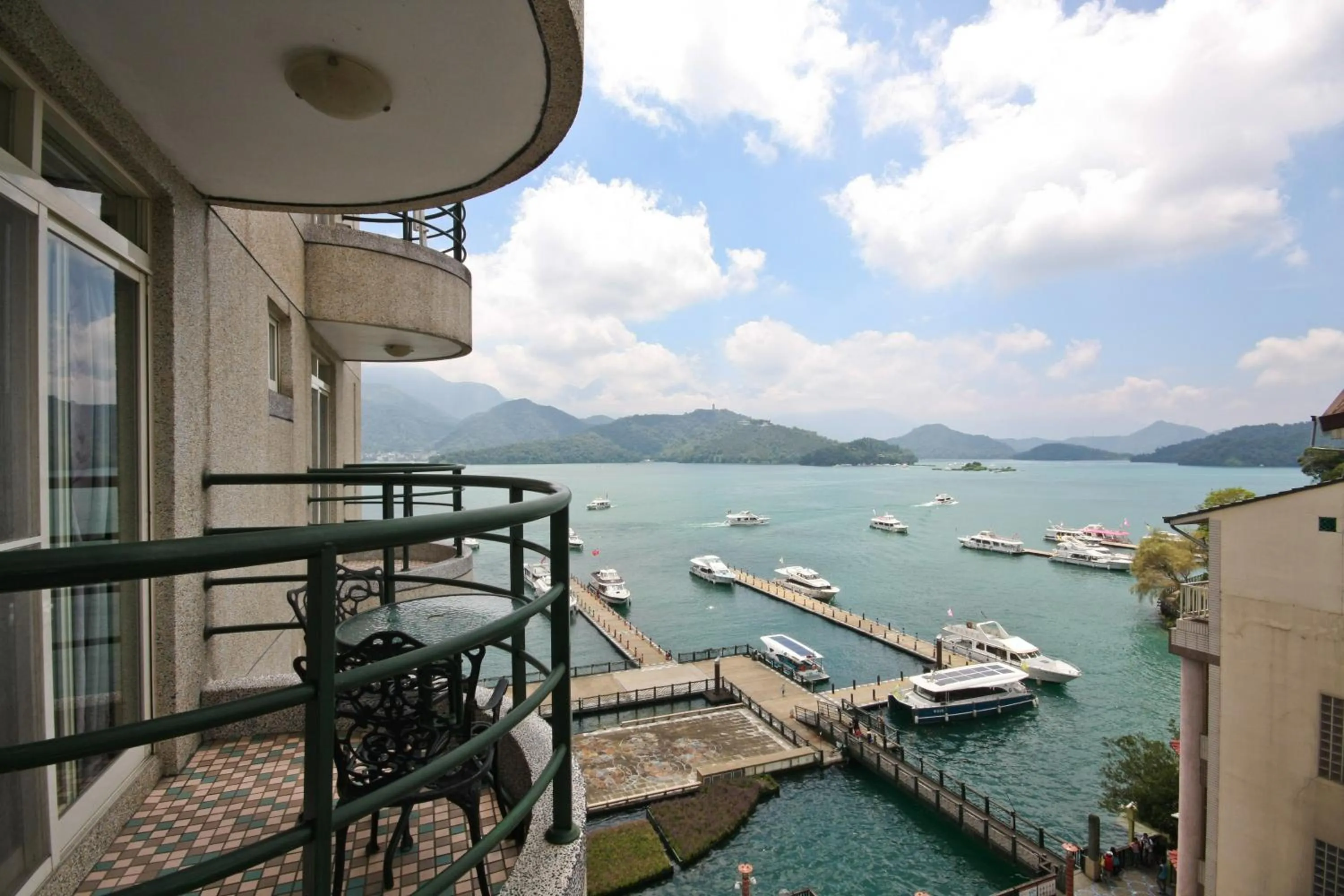 Balcony/Terrace in Shui Sha Lian Hotel - Harbor Resort
