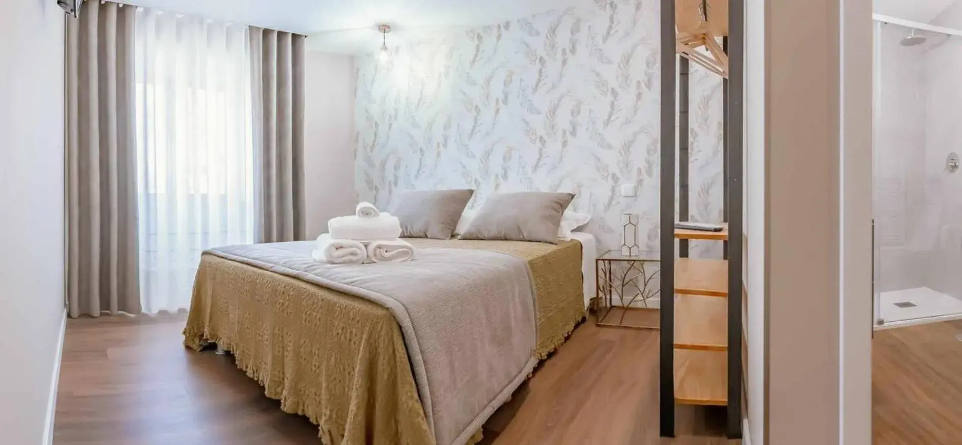 Deluxe Double Room in Blue House Ponte de Lima Deluxe Double Room in Blue House Ponte de Lima