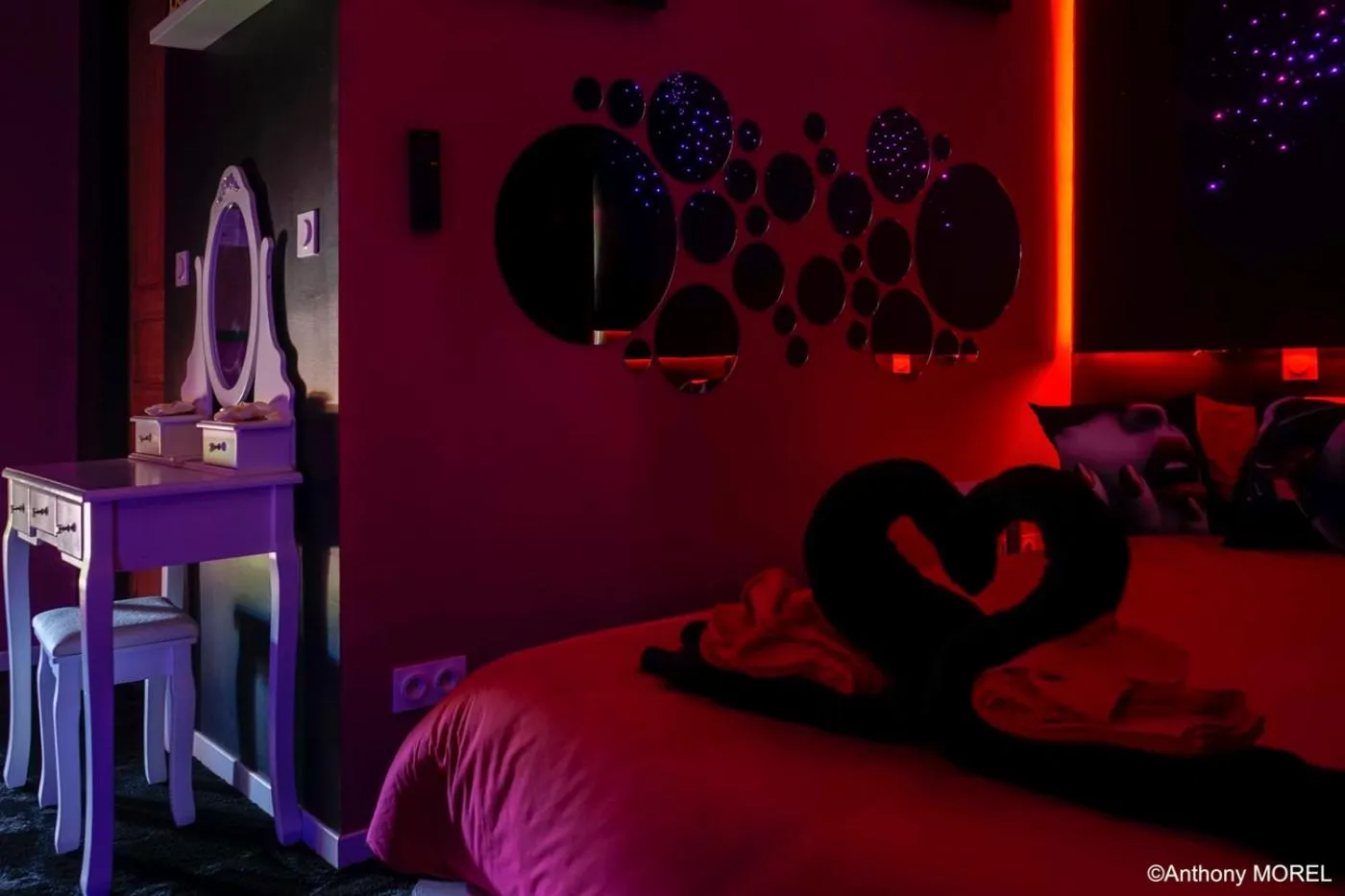 Bedroom, Bed in Désir'ôôm