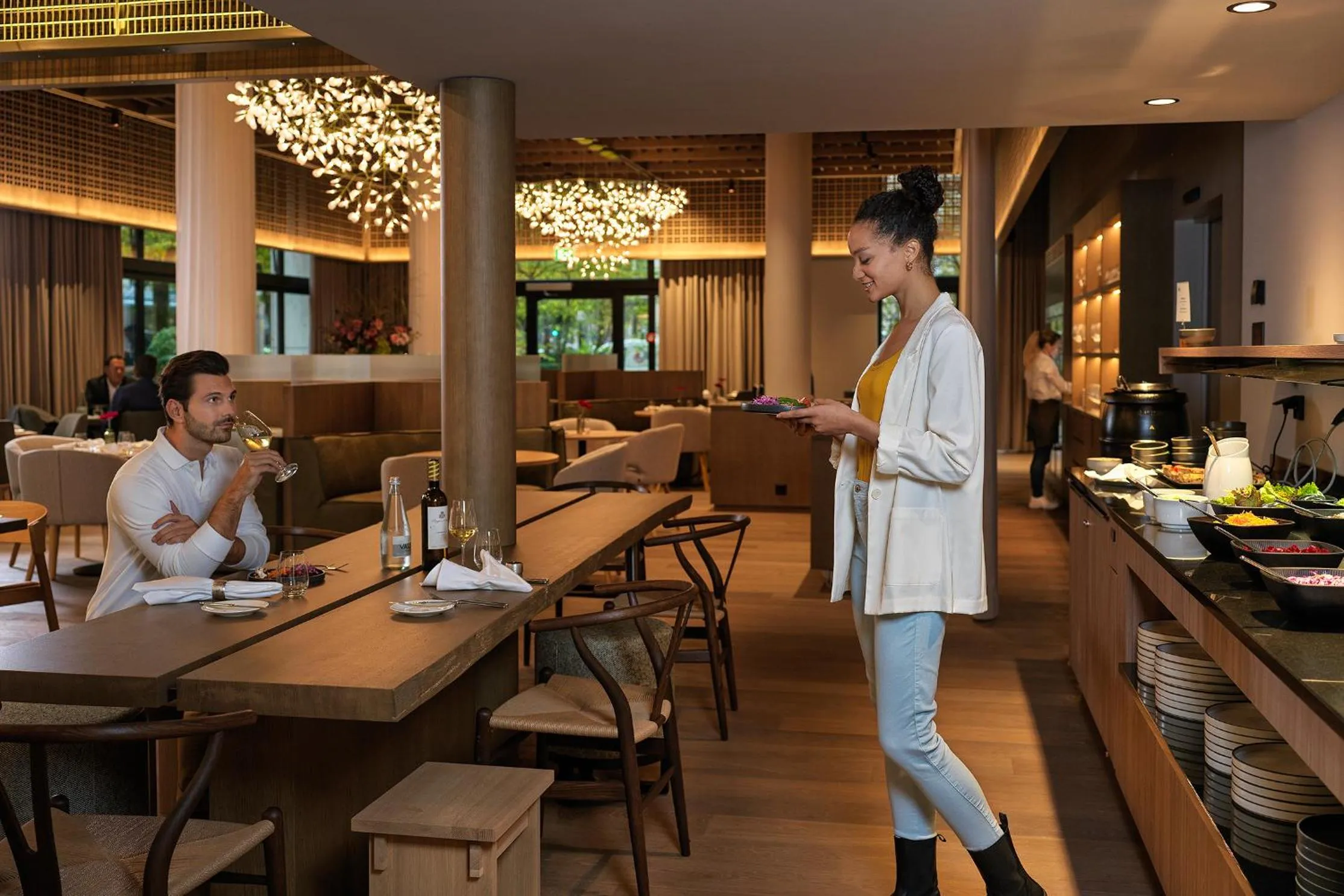 Restaurant/places to eat in Park Hotel Zug