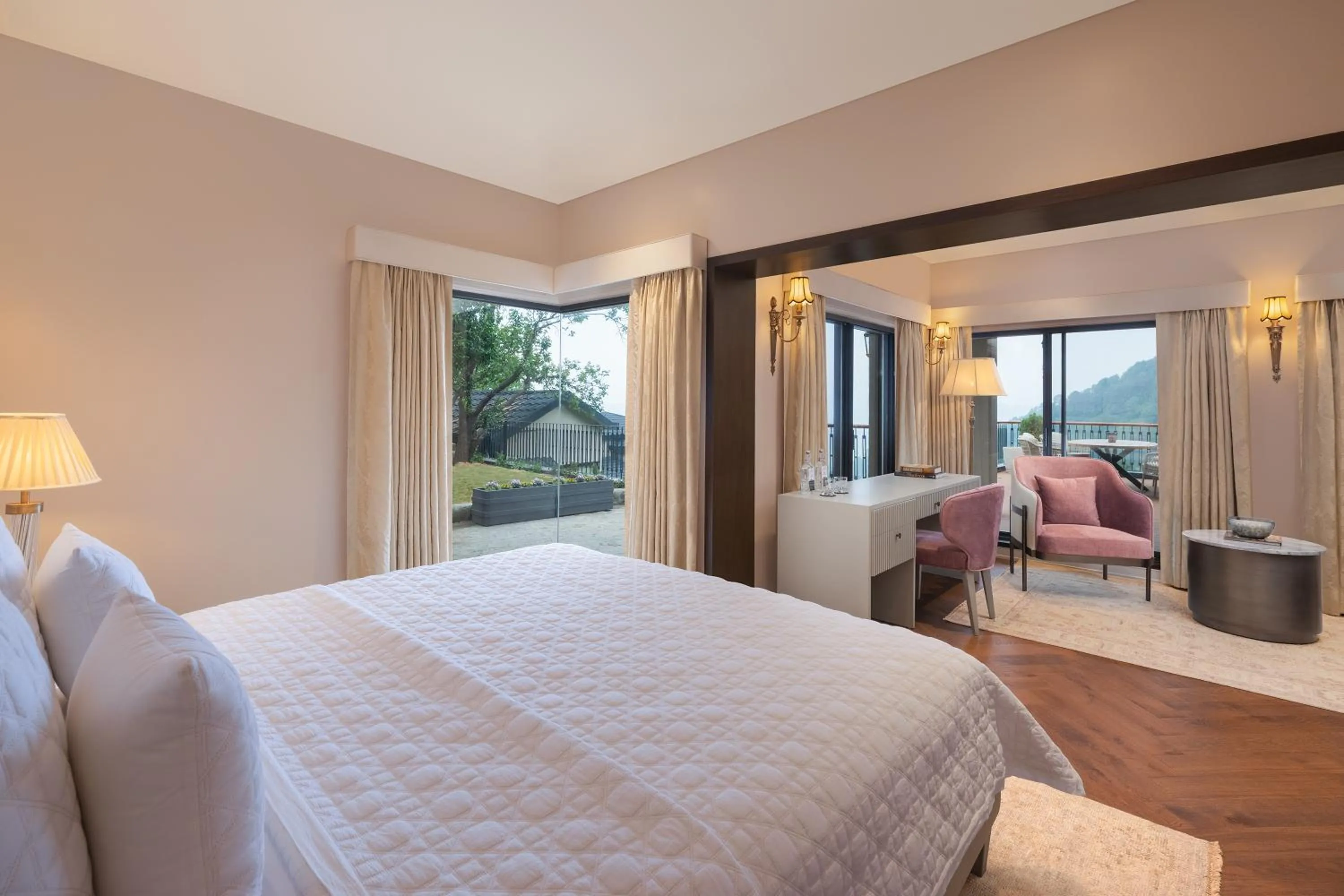 Deluxe Double Room in Amaraya Resort, Araiya Anthology
