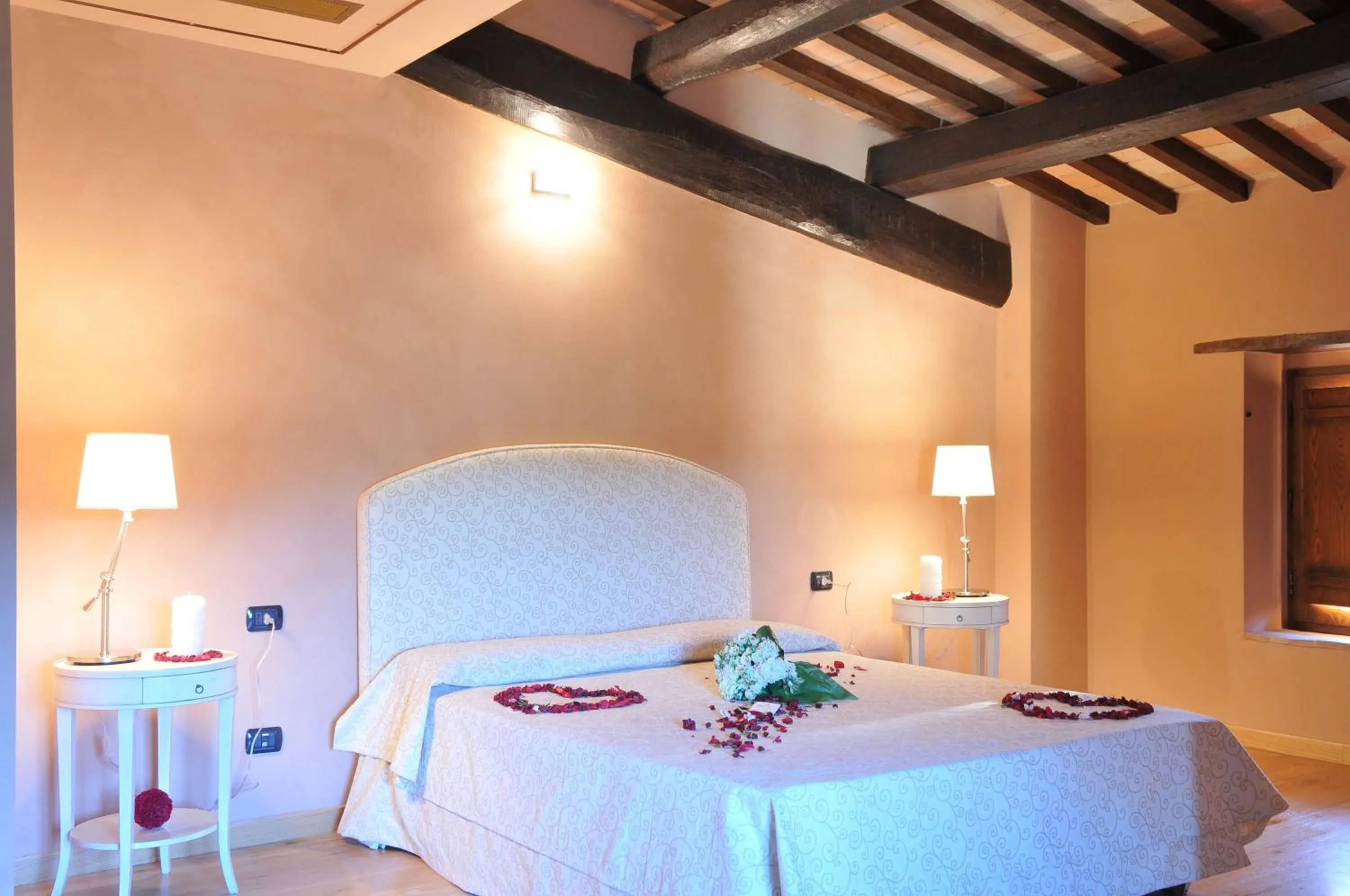 Bedroom, Bed in Castello di Baccaresca