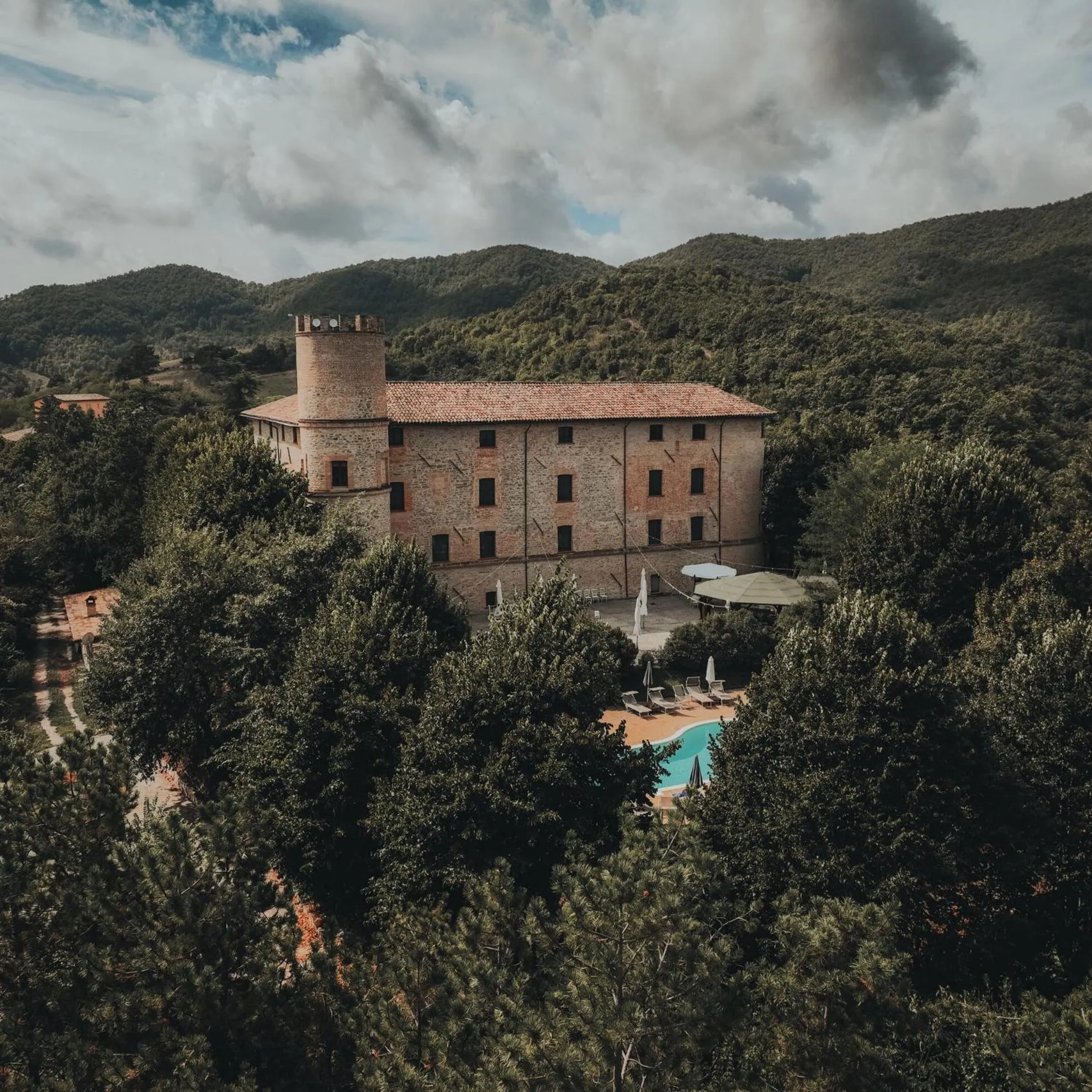 Property building in Castello di Baccaresca