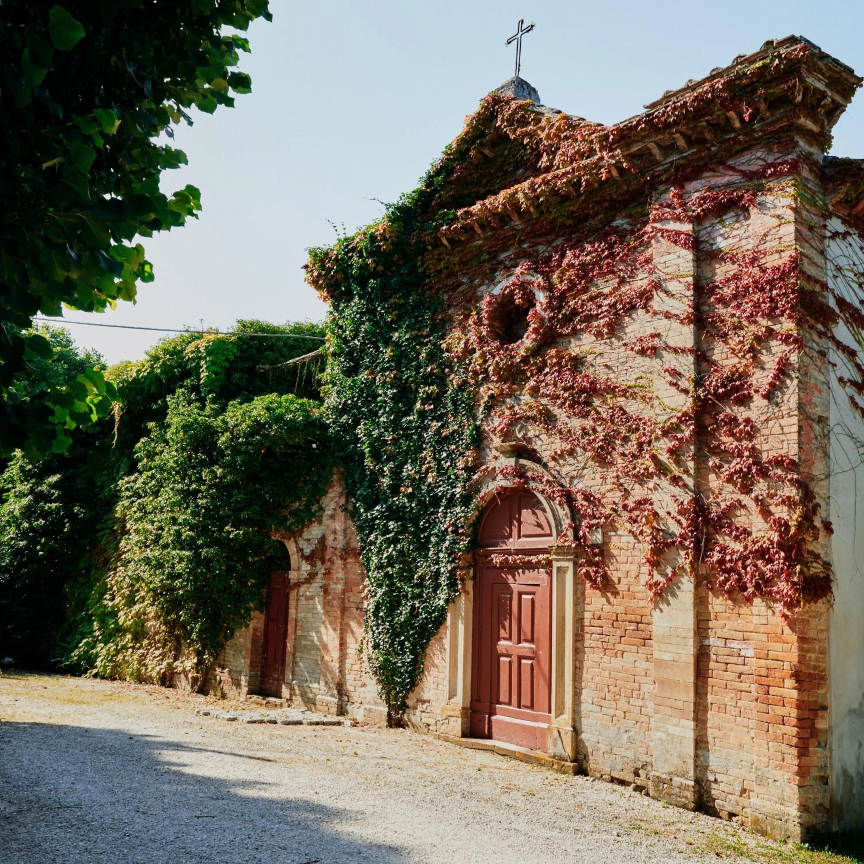 Property building in Castello di Baccaresca