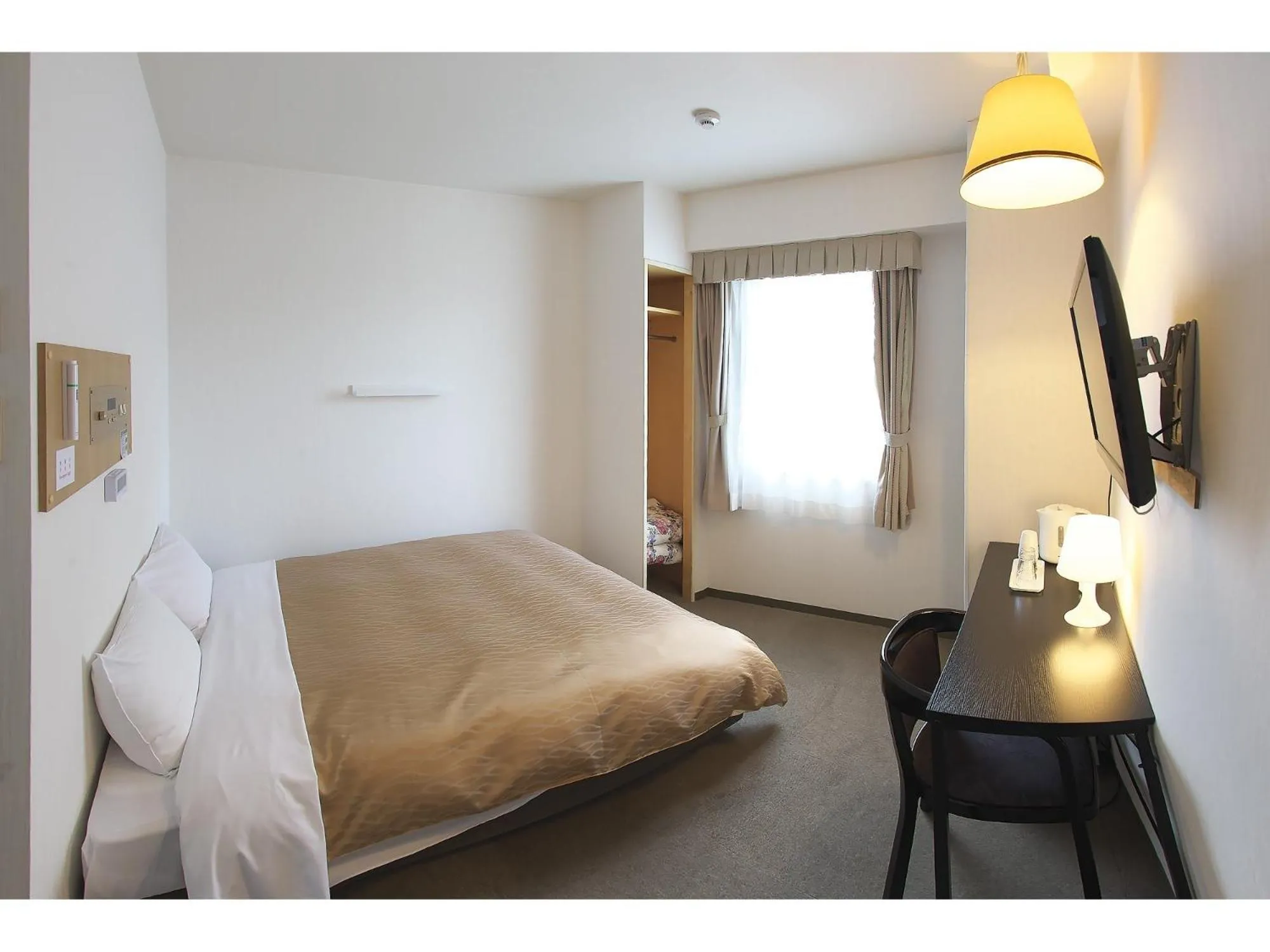 Bed in Hotel Crown Hills Toyohashi