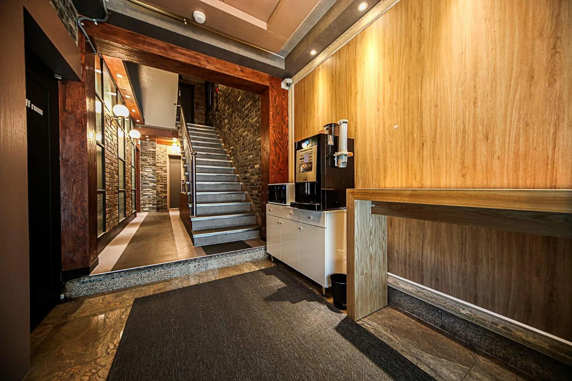 Coffee/tea facilities in Welkin Hotel