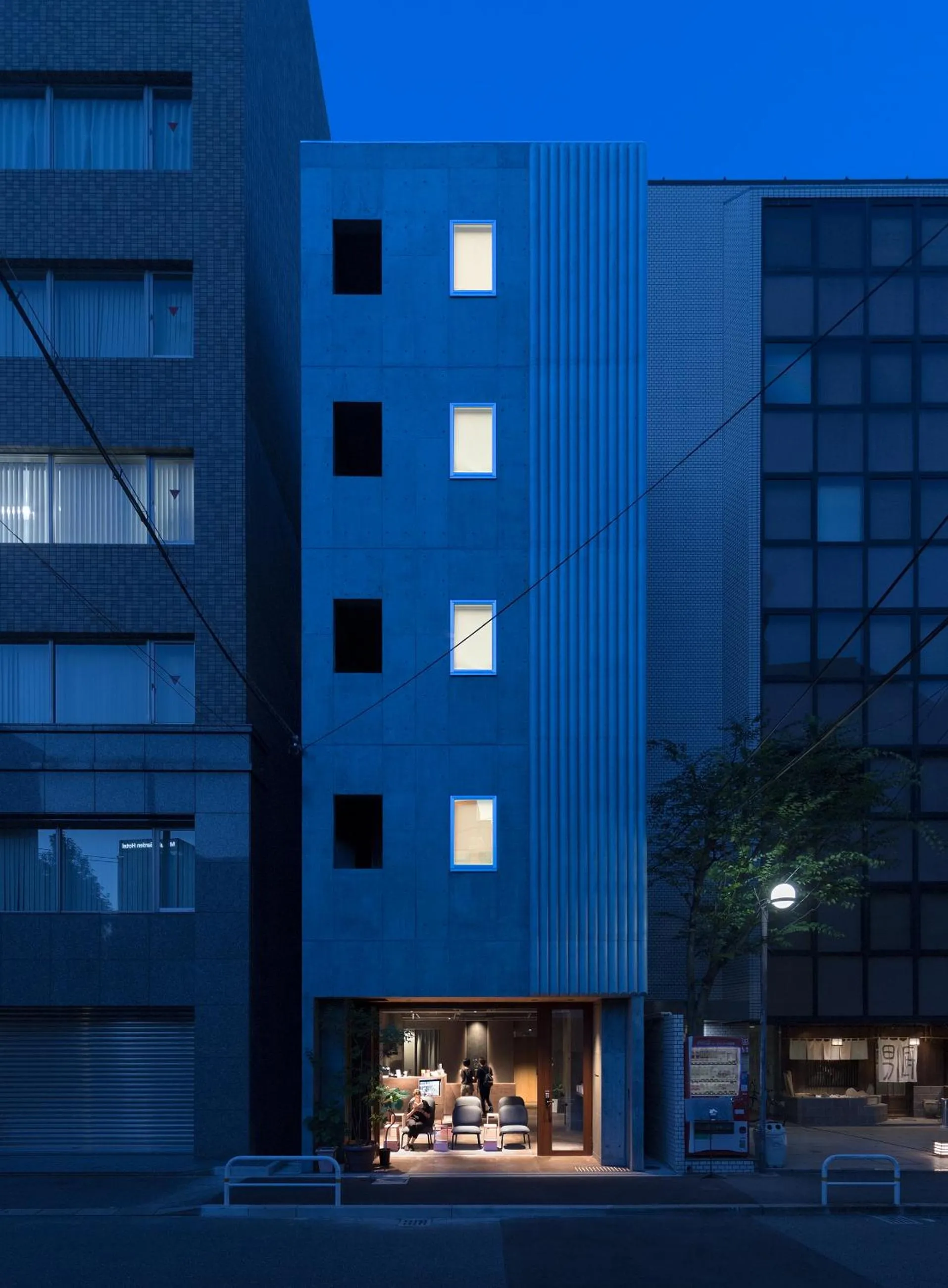 Facade/entrance in BUNSHODO HOTEL