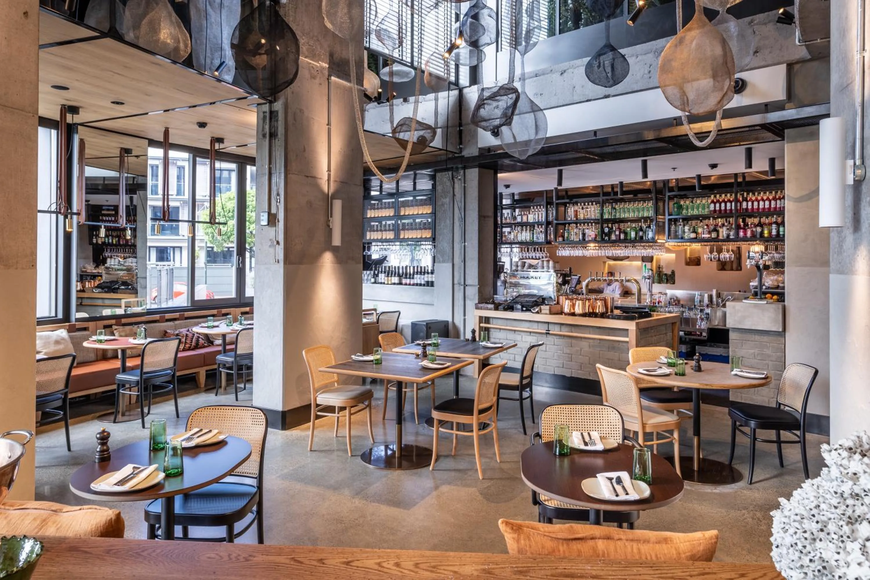 Restaurant/places to eat in QT Auckland