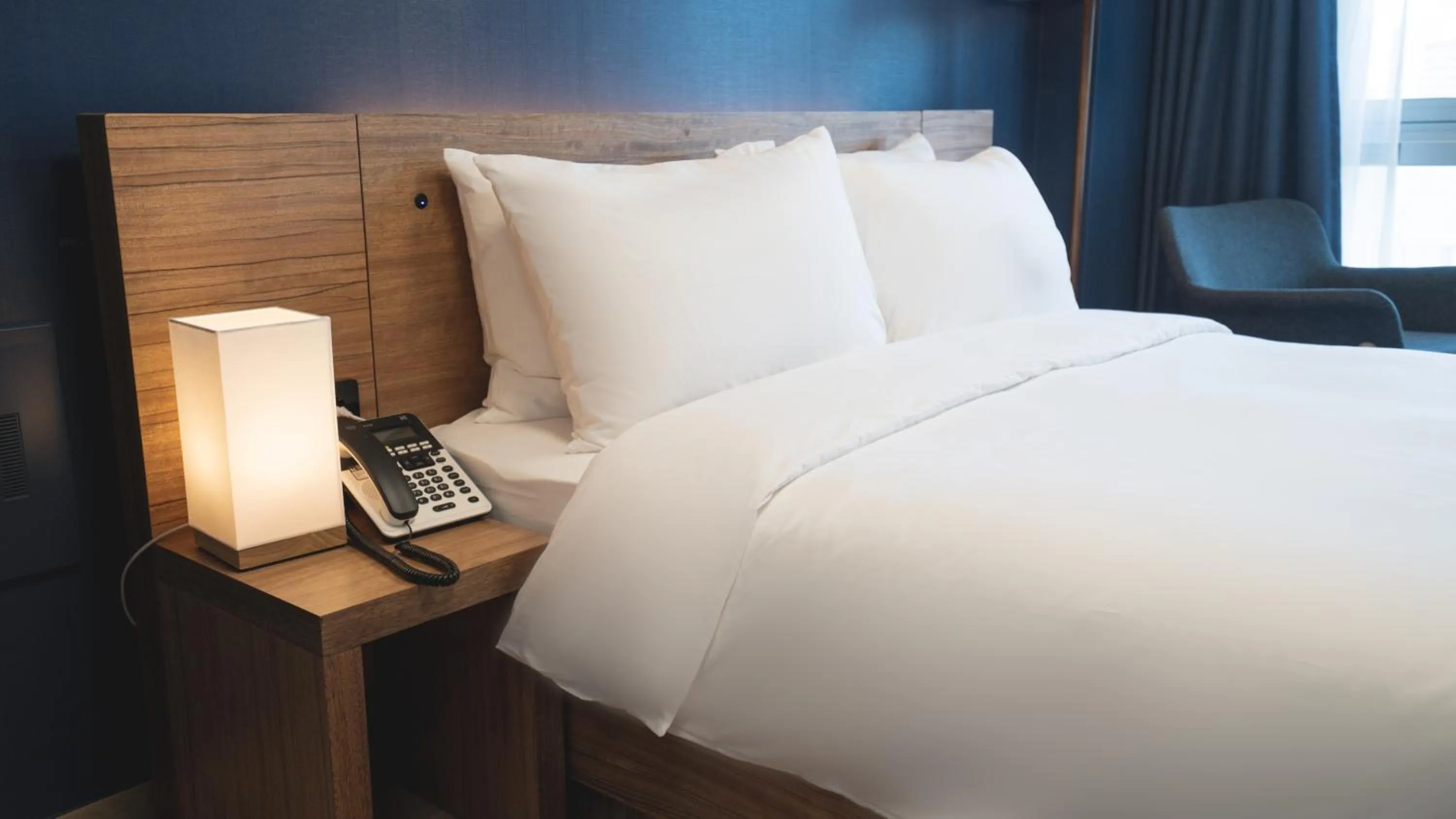 Bed in Marinabay Sokcho