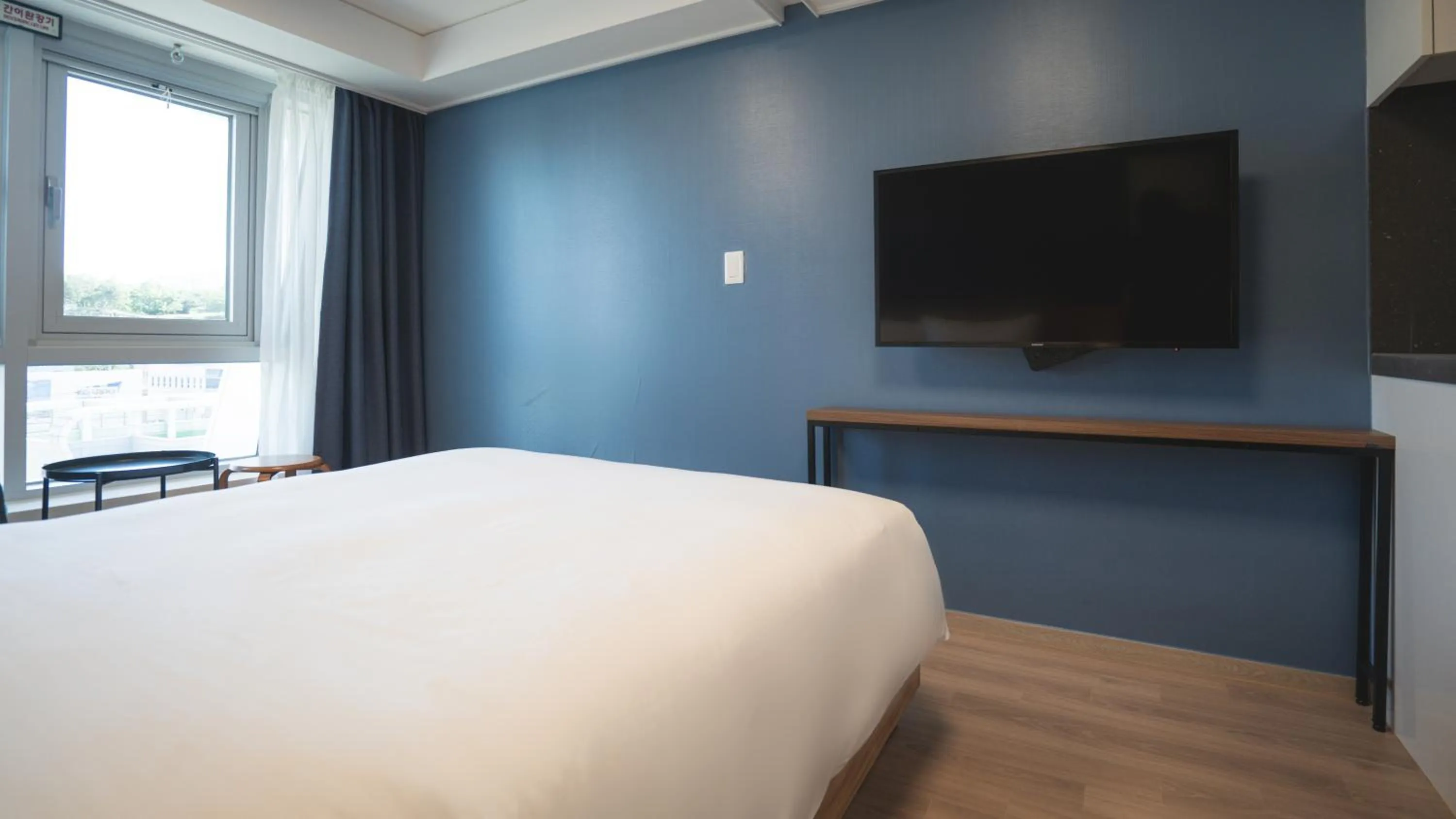 Bed in Marinabay Sokcho