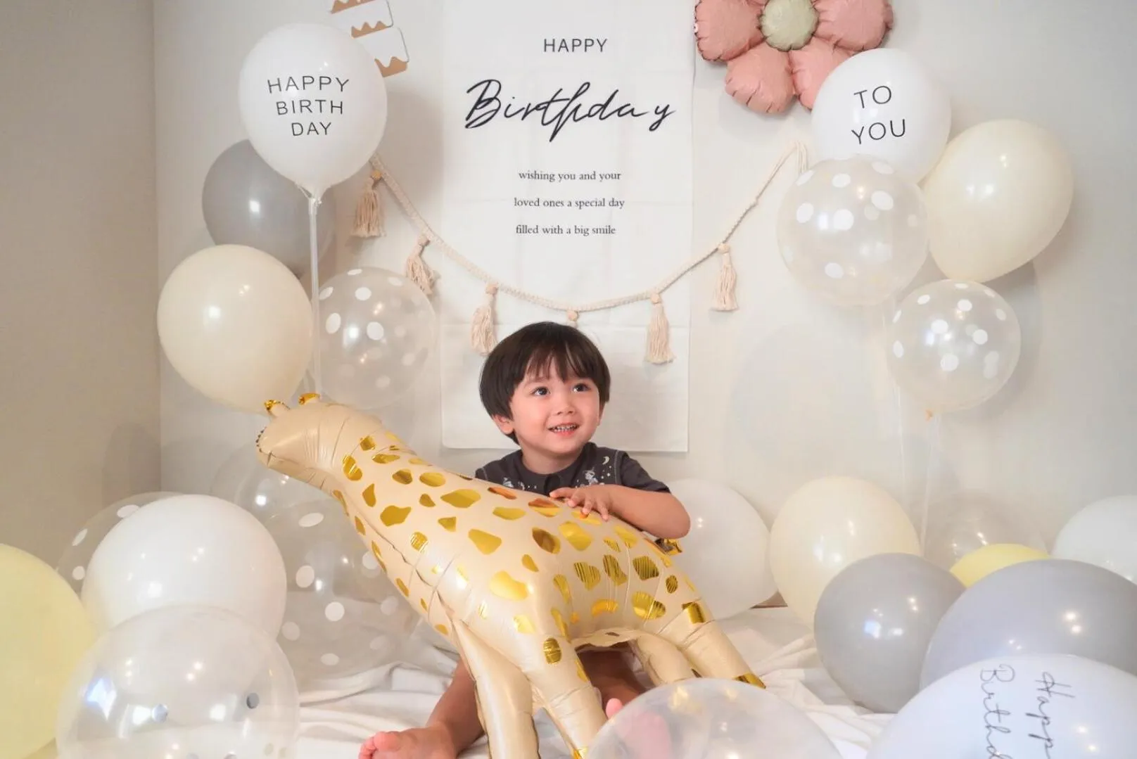 Decorative detail in LAZULI Hiroshima Hotel and Lounge