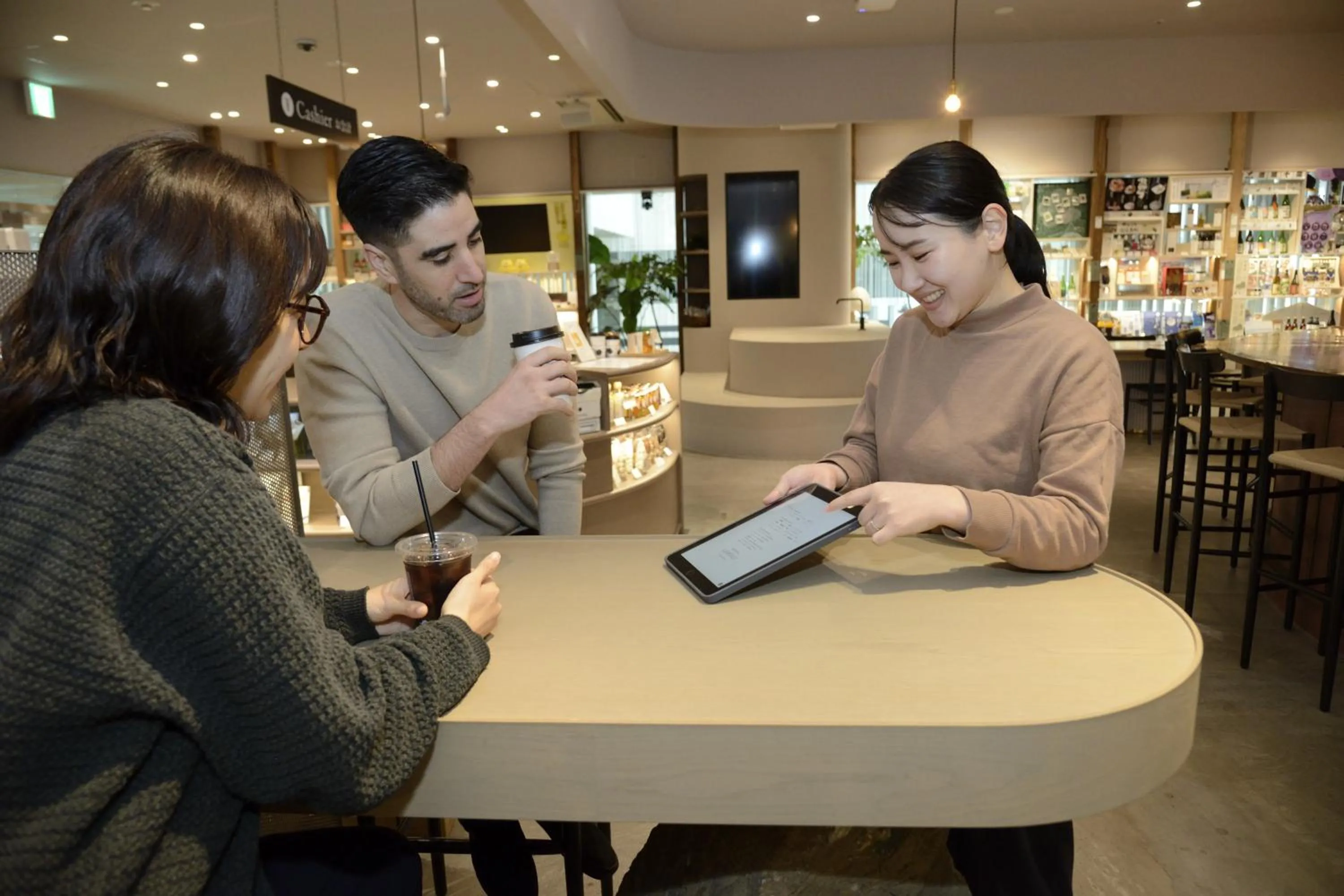 Staff in LAZULI Hiroshima Hotel and Lounge