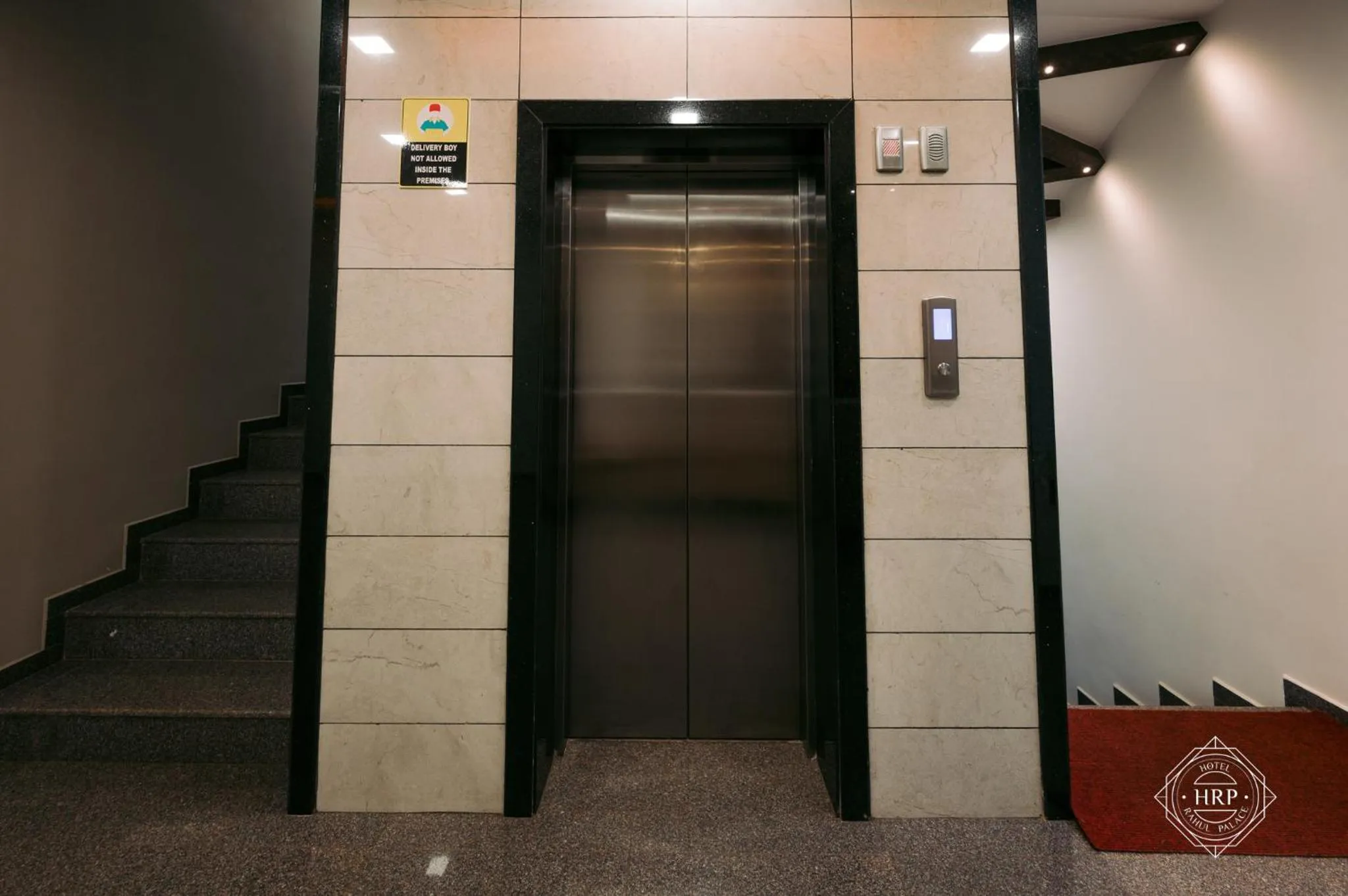 elevator in Hotel Rahul Palace Belgaum