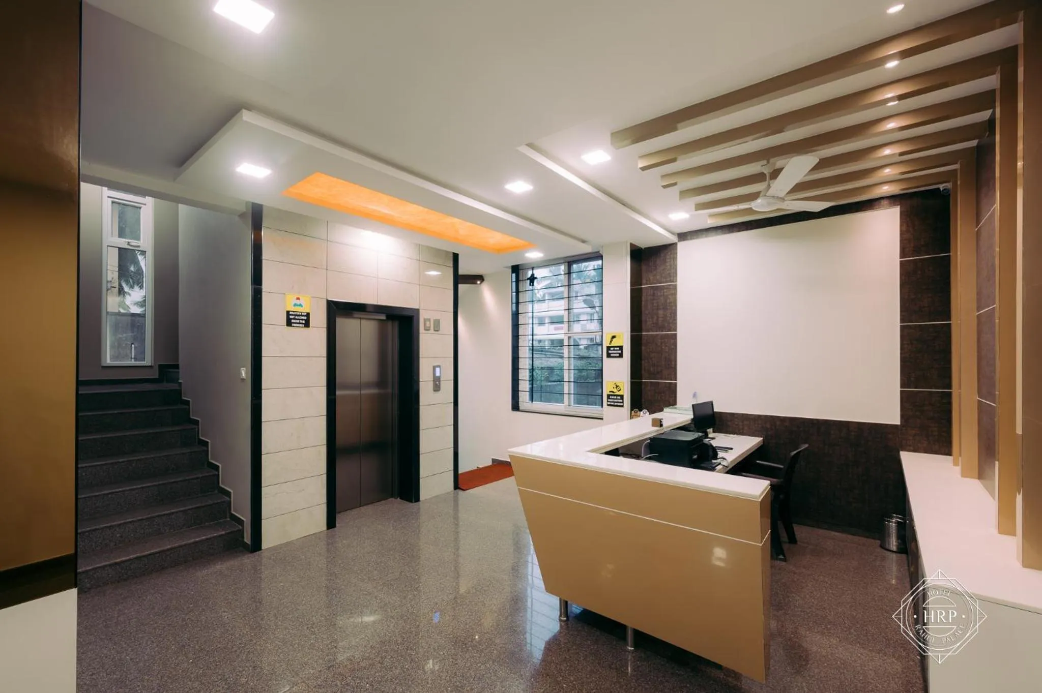 Lobby or reception in Hotel Rahul Palace Belgaum