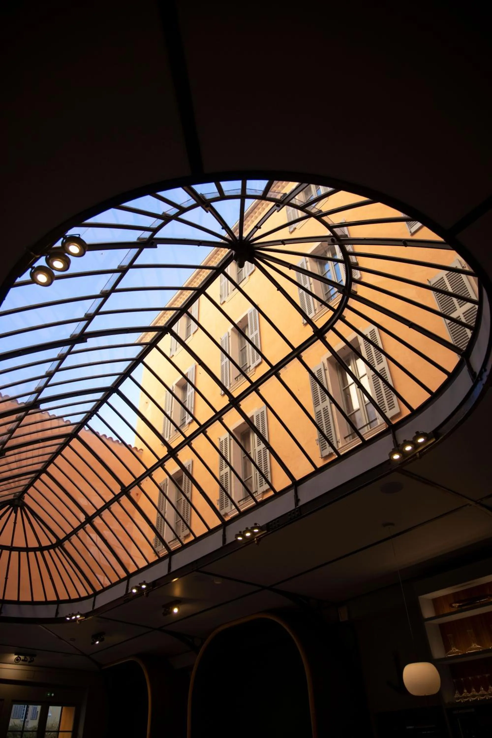 Restaurant/places to eat in L'Eautel Toulon Centre Port